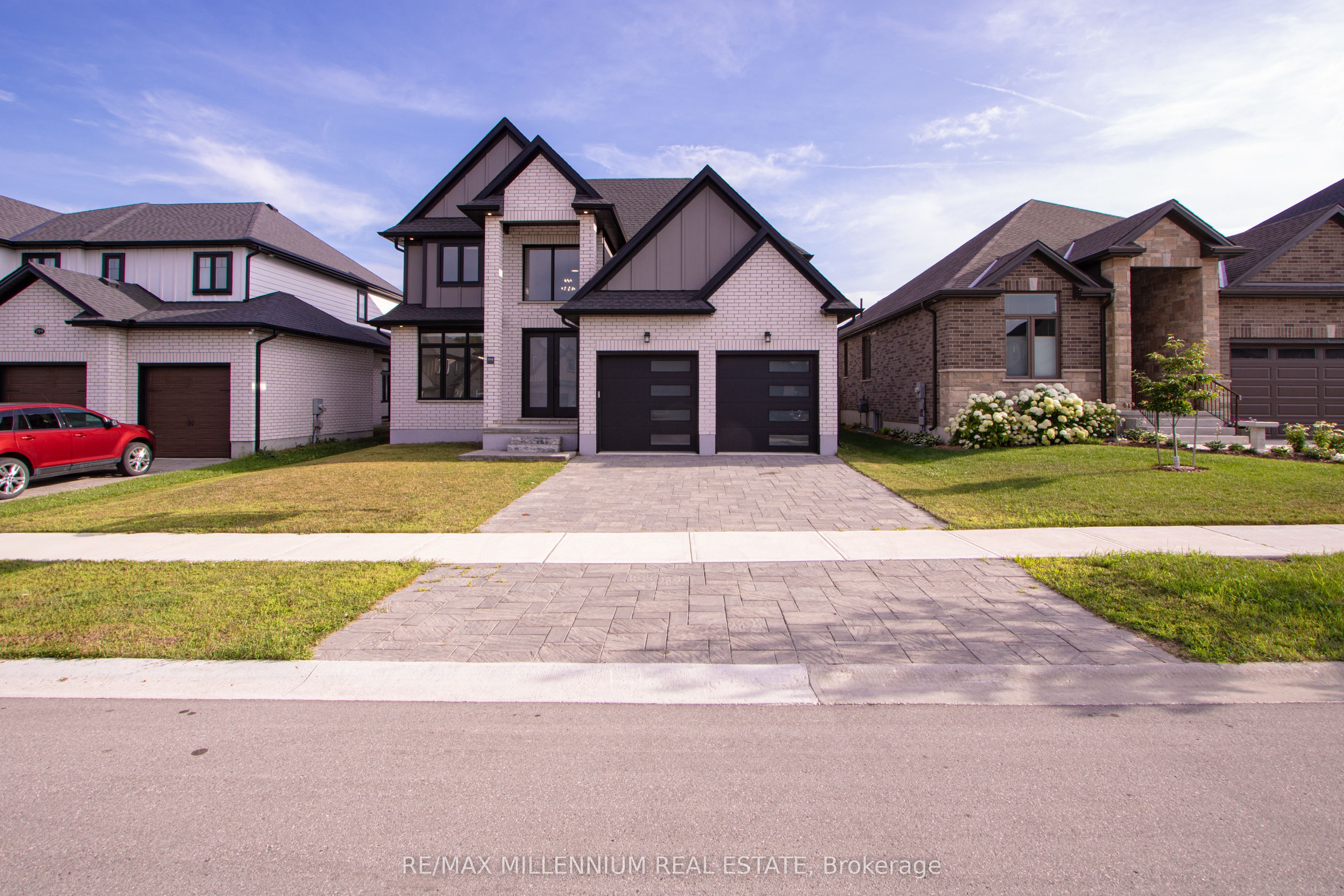 195 Boardwalk Way Property Photo 1