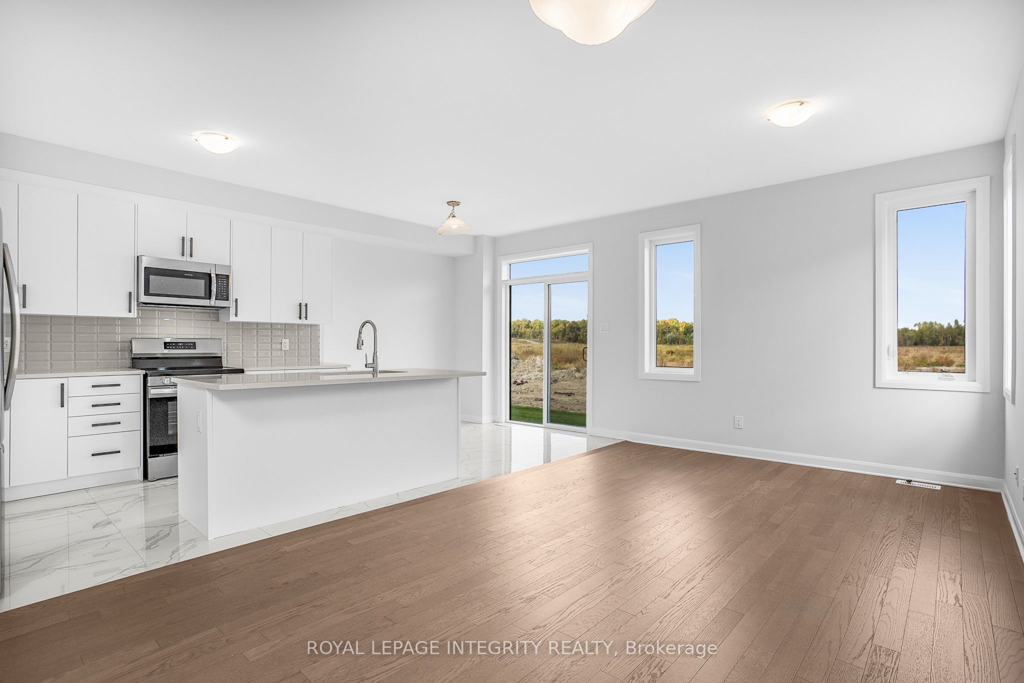 247 Elsie Macgill Walk Property Photo 9