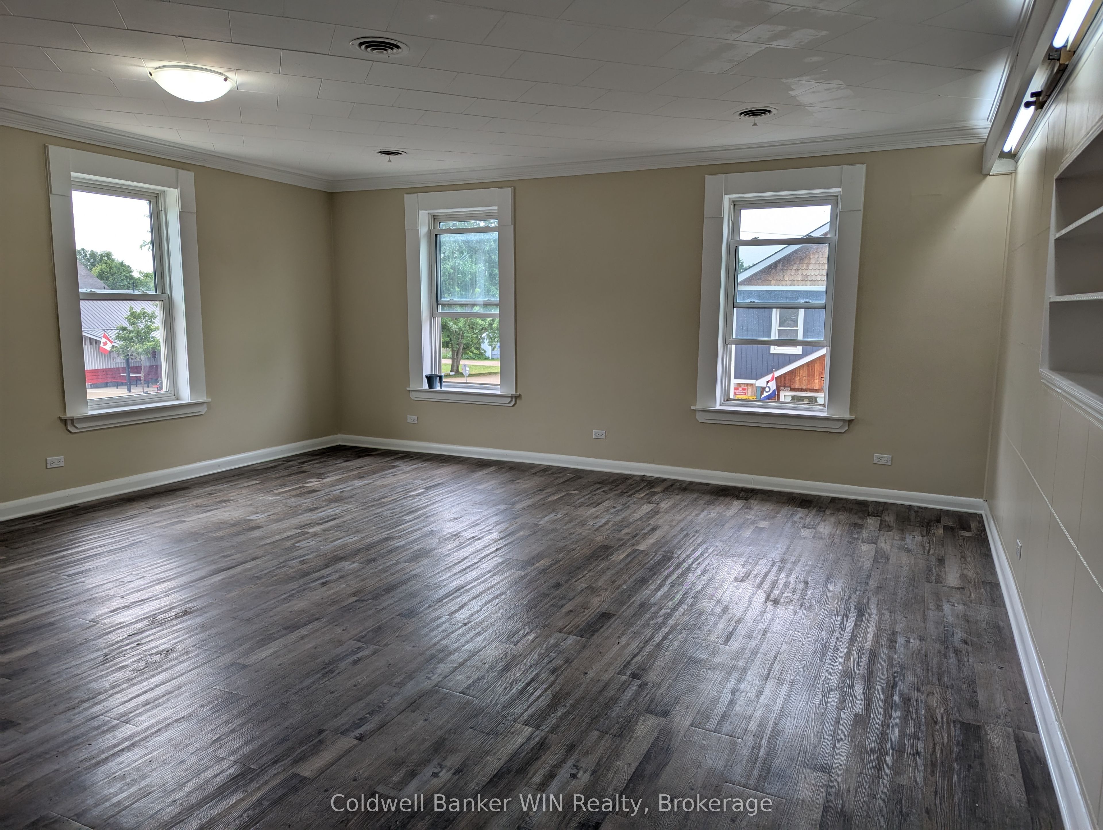 1 Geddes Street E Property Photo 4