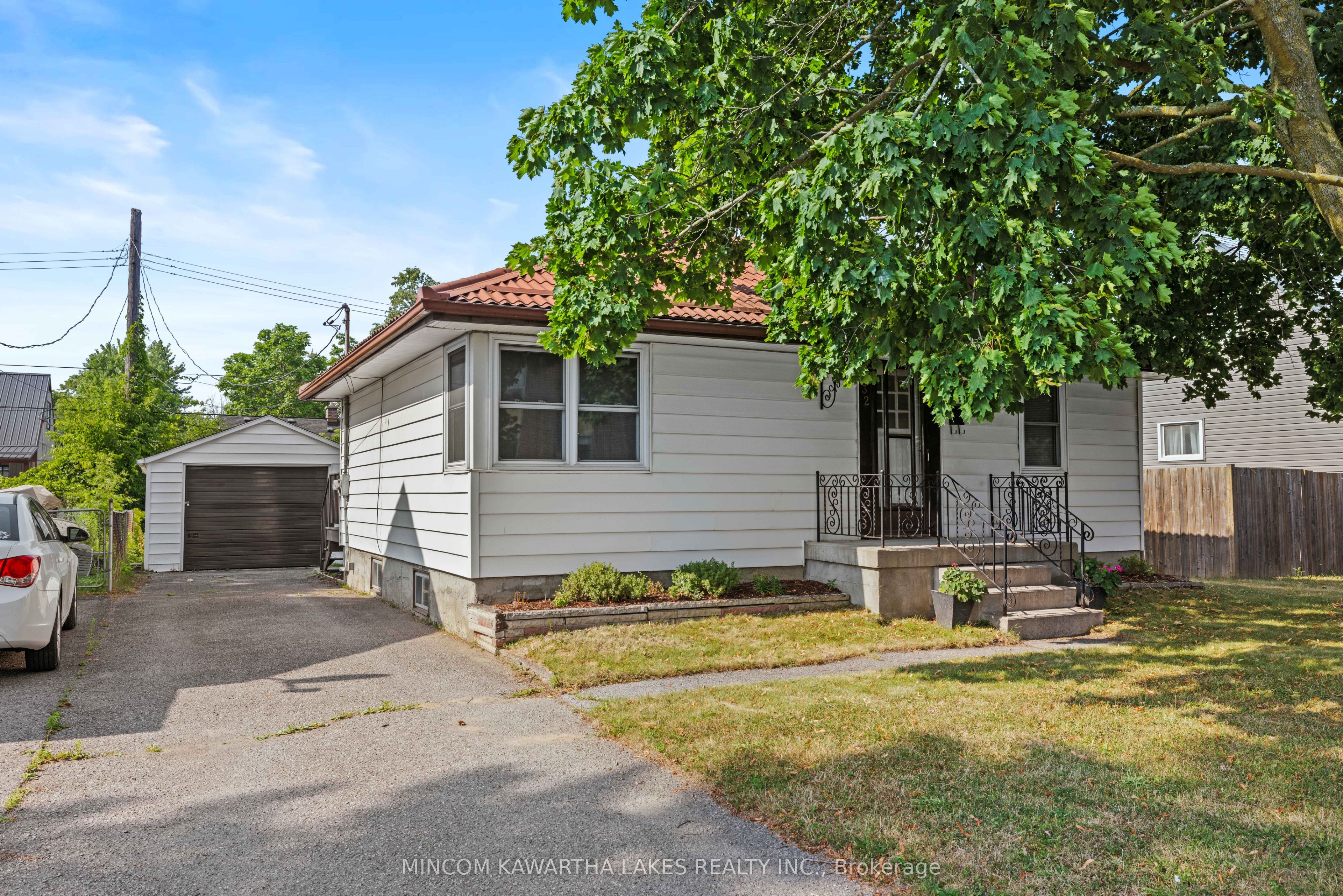 632 Gillespie Avenue Property Photo 1