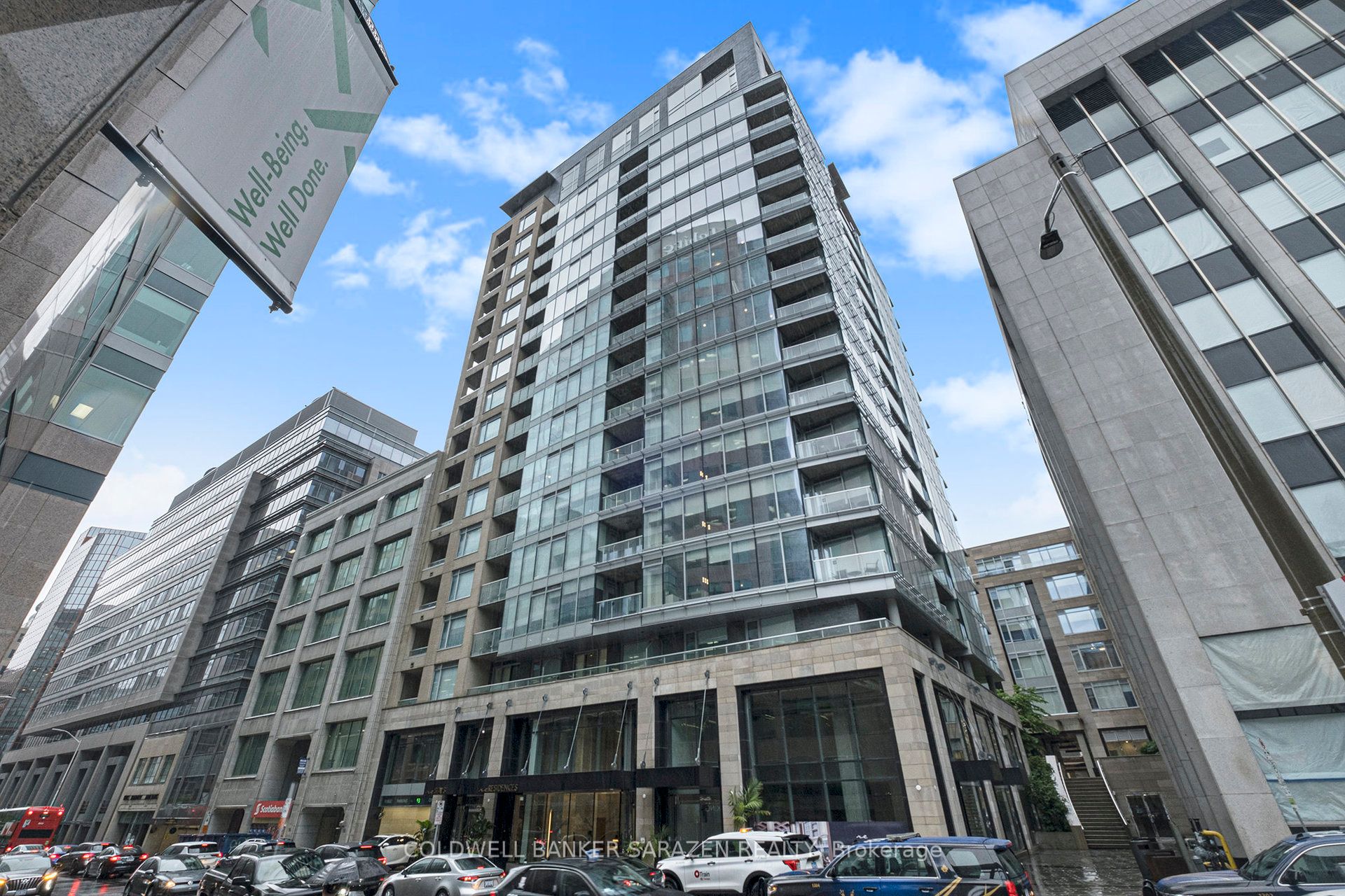 101 QUEEN Street 808 Property Photo 1