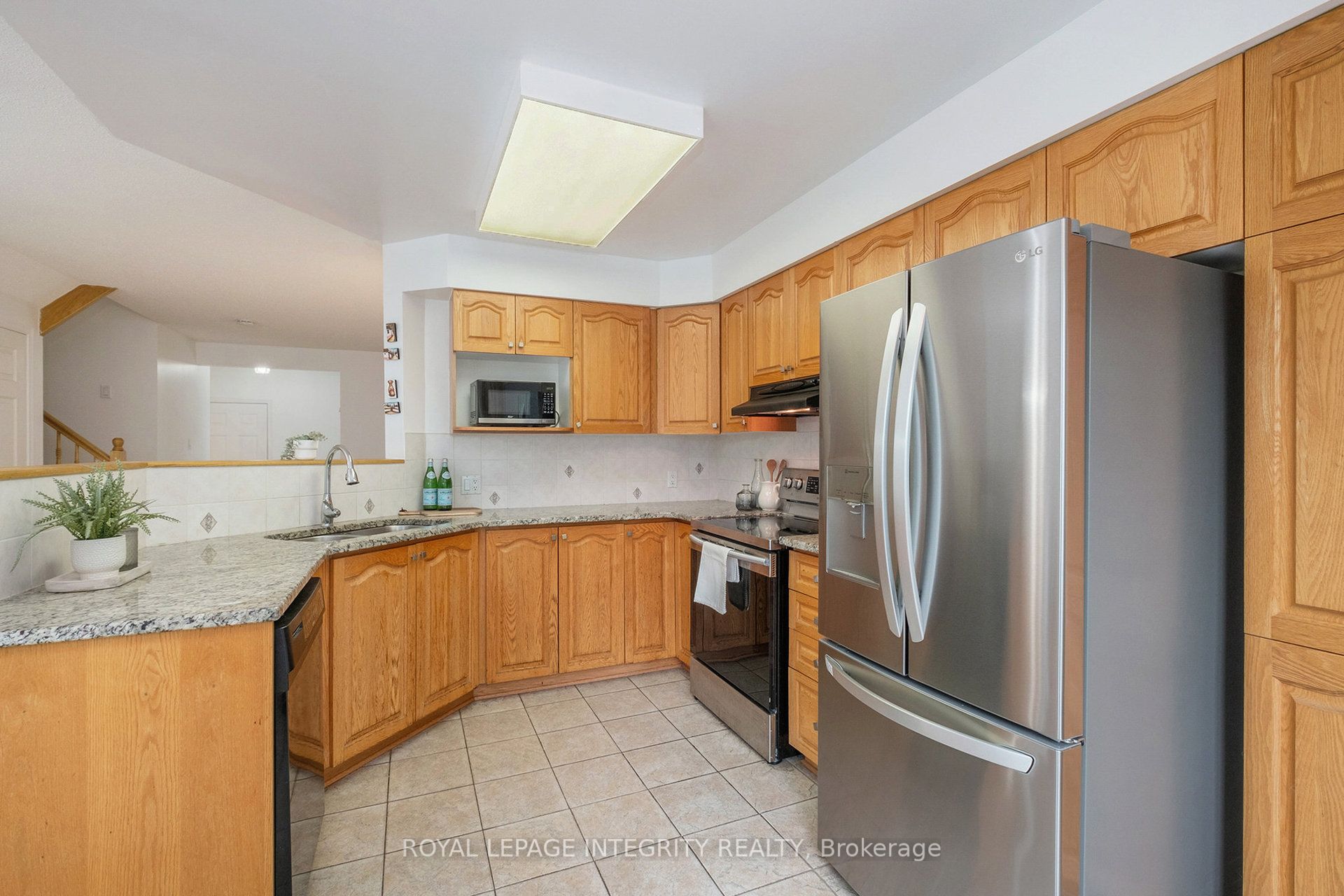 141 Inverkip Avenue Property Photo 9