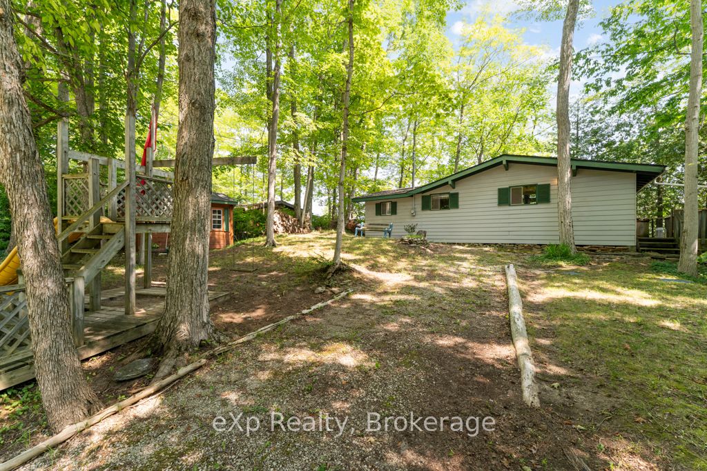 670 Mallory Beach Rd Property Photo 1