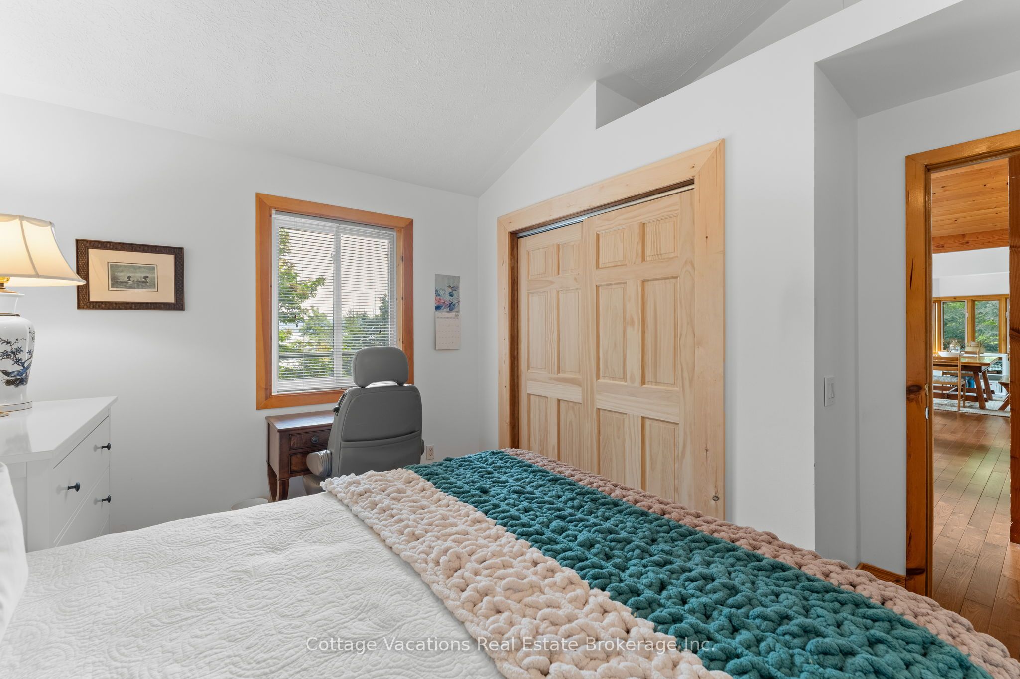 1292 Port Cunnington Road Property Photo 15