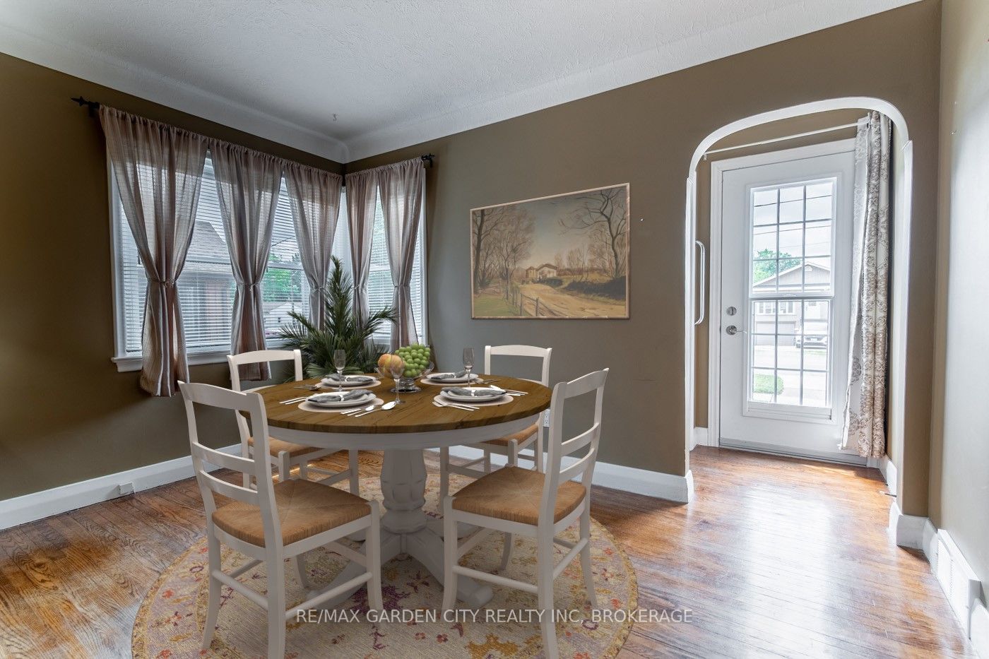 29 Rosedale Avenue Property Photo 2