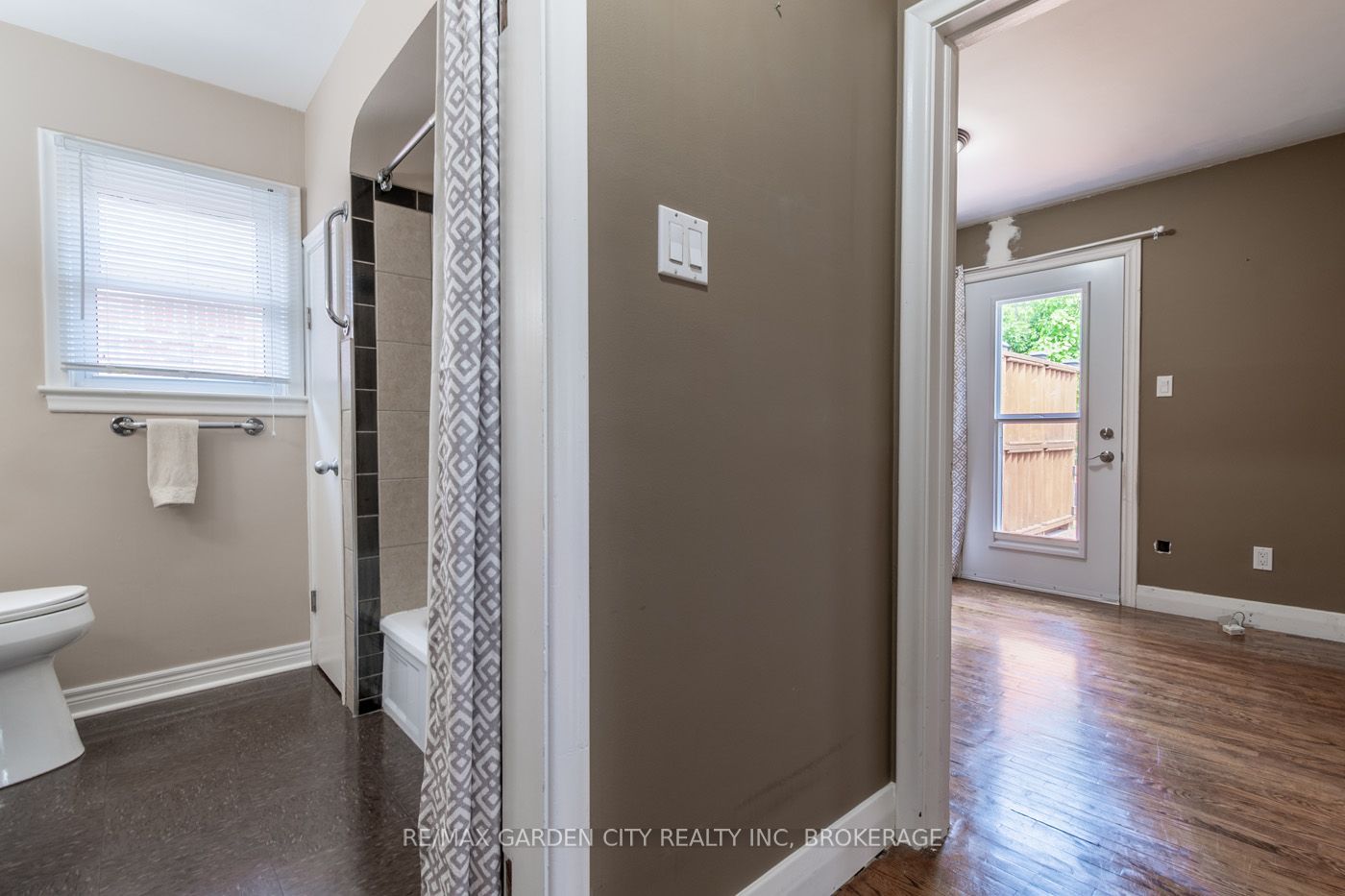29 Rosedale Avenue Property Photo 21