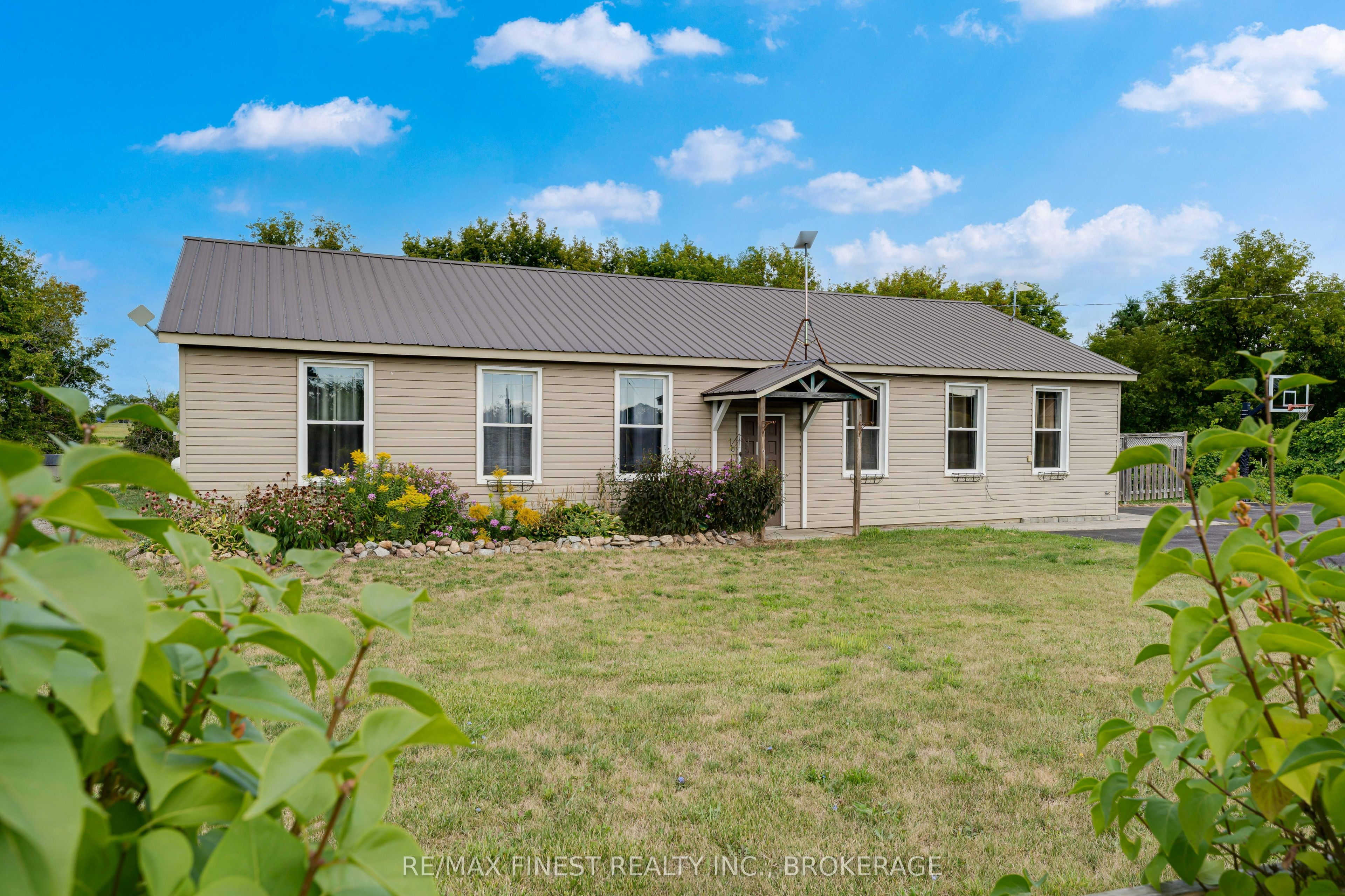 6955 County 2 Road Property Photo 1