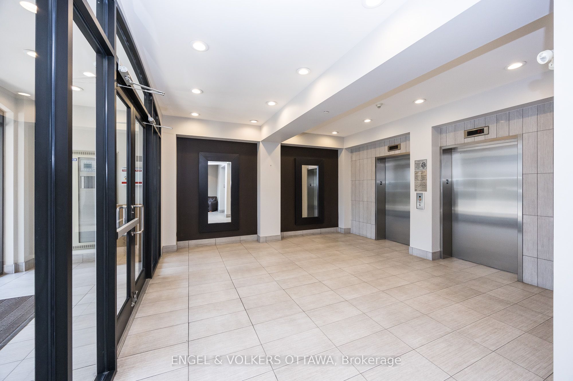 808 Bronson Avenue 319 Property Photo 4