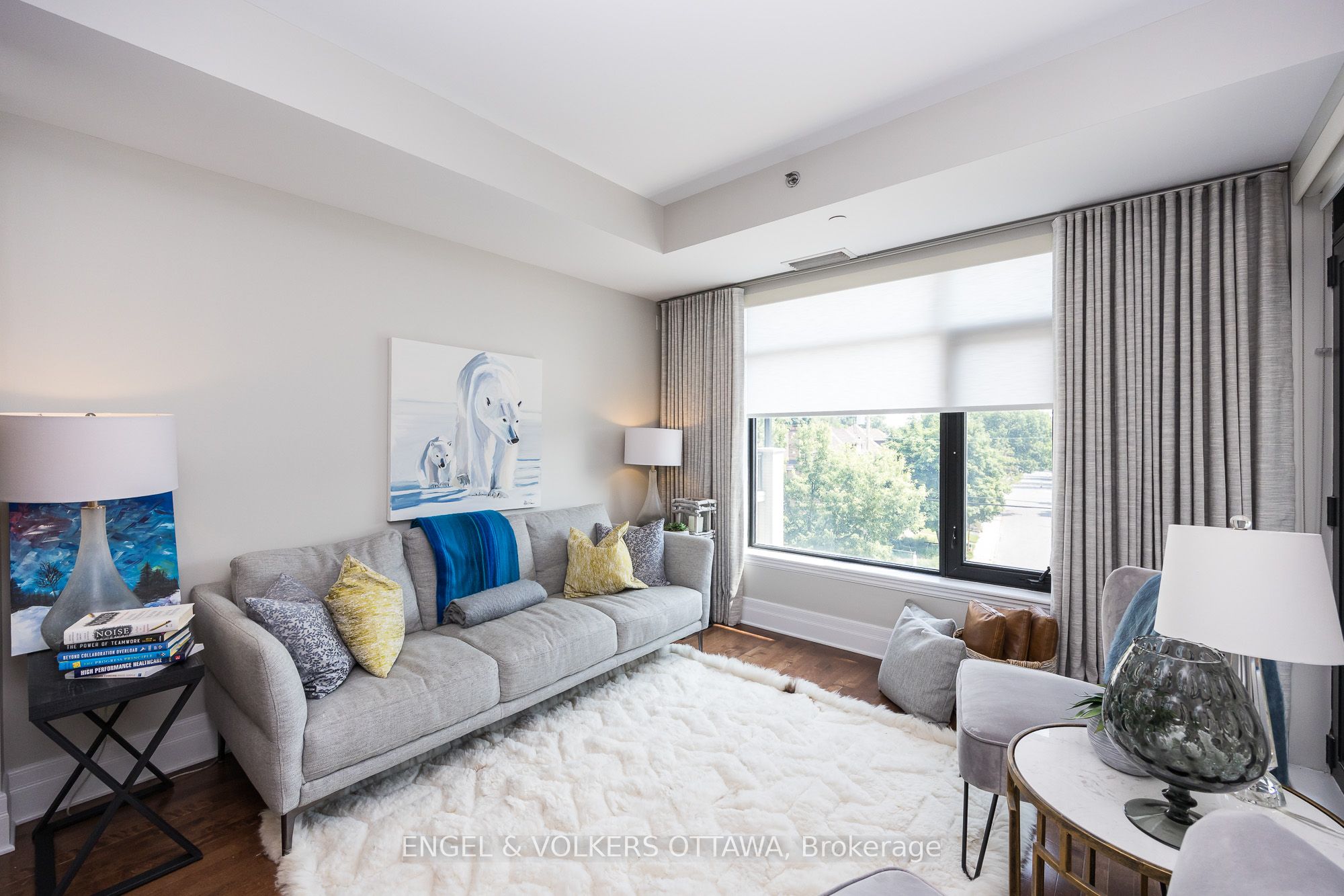 808 Bronson Avenue 319 Property Photo 16