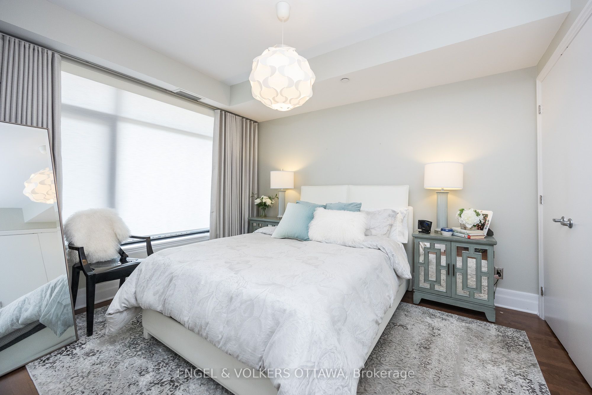 808 Bronson Avenue 319 Property Photo 20