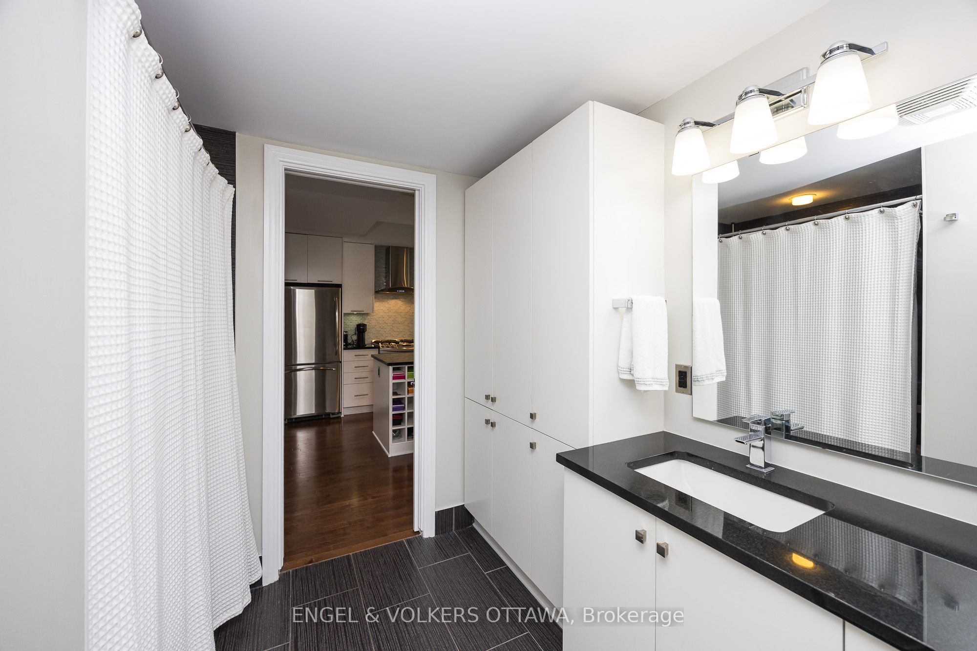 808 Bronson Avenue 319 Property Photo 26