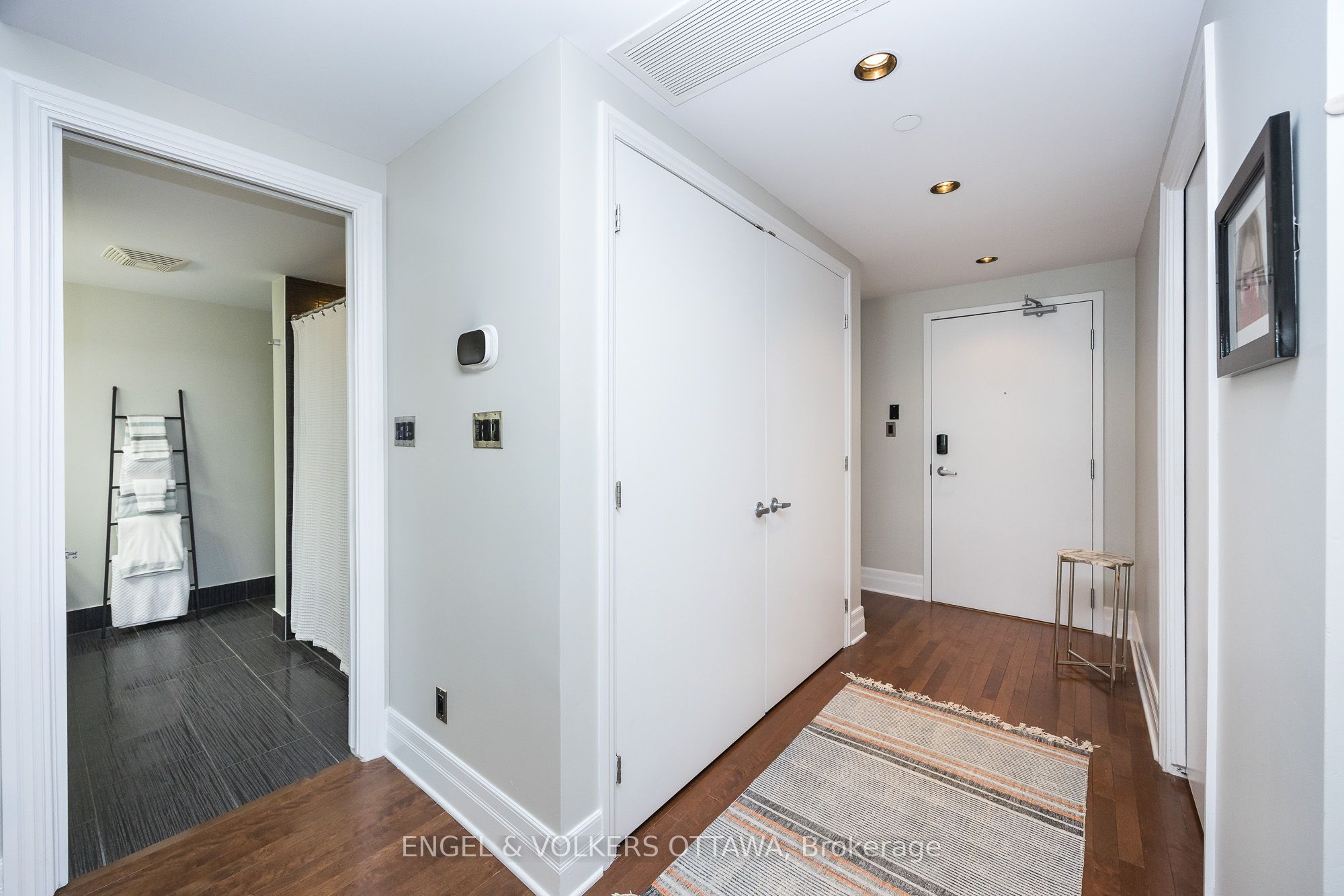 808 Bronson Avenue 319 Property Photo 27