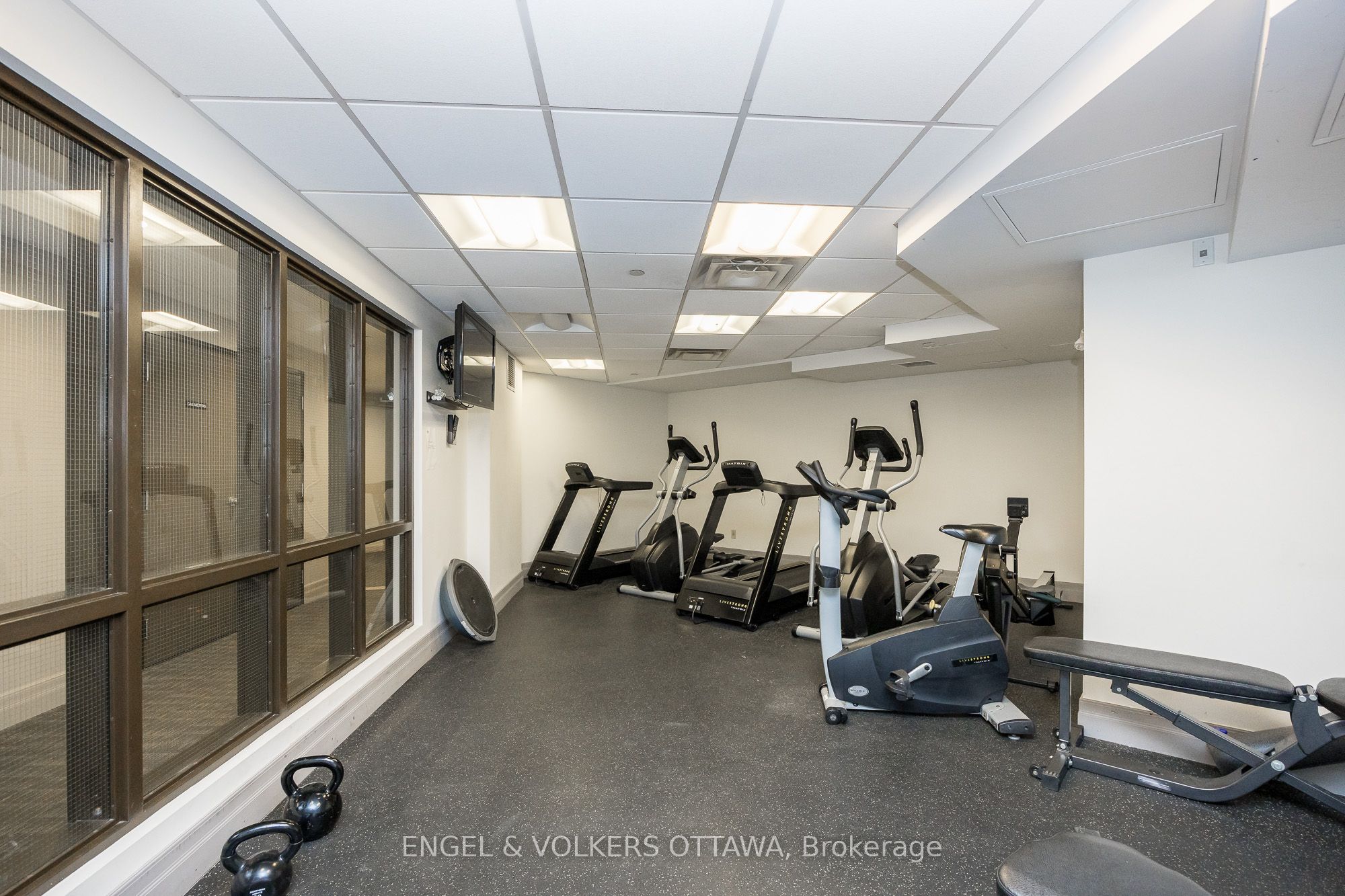 808 Bronson Avenue 319 Property Photo 34