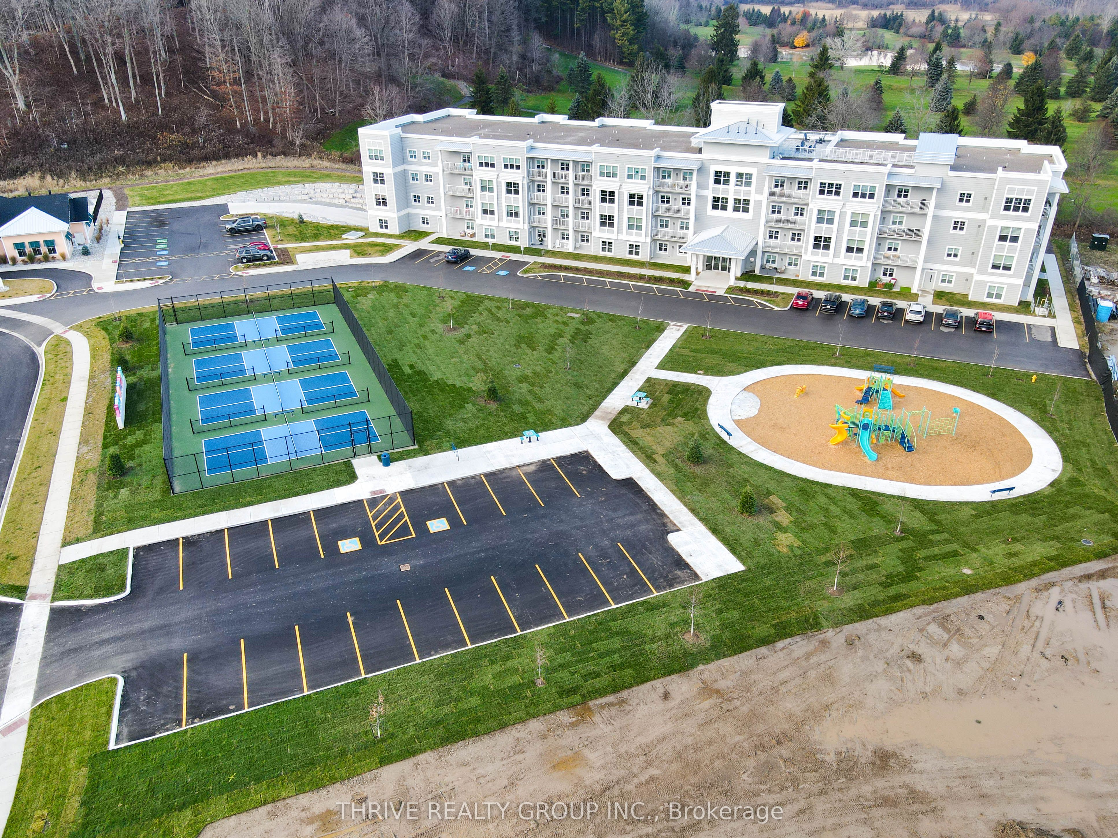 100 The Promenade N/a 204 Property Photo 26