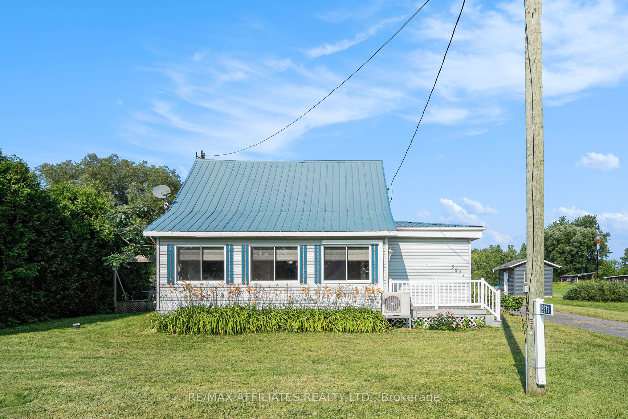 3971 Champlain Street Property Photo 1