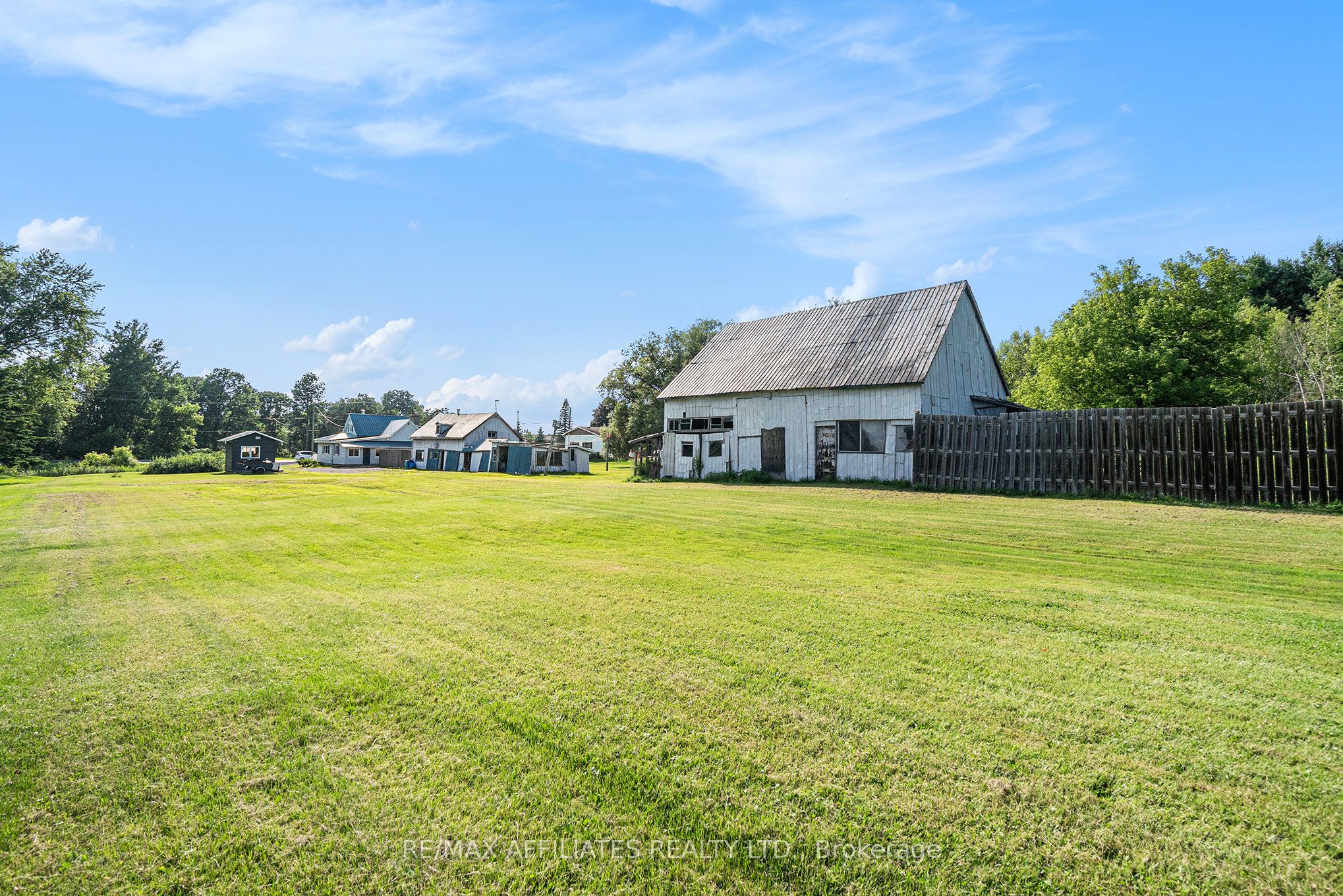 3971 Champlain Street Property Photo 3