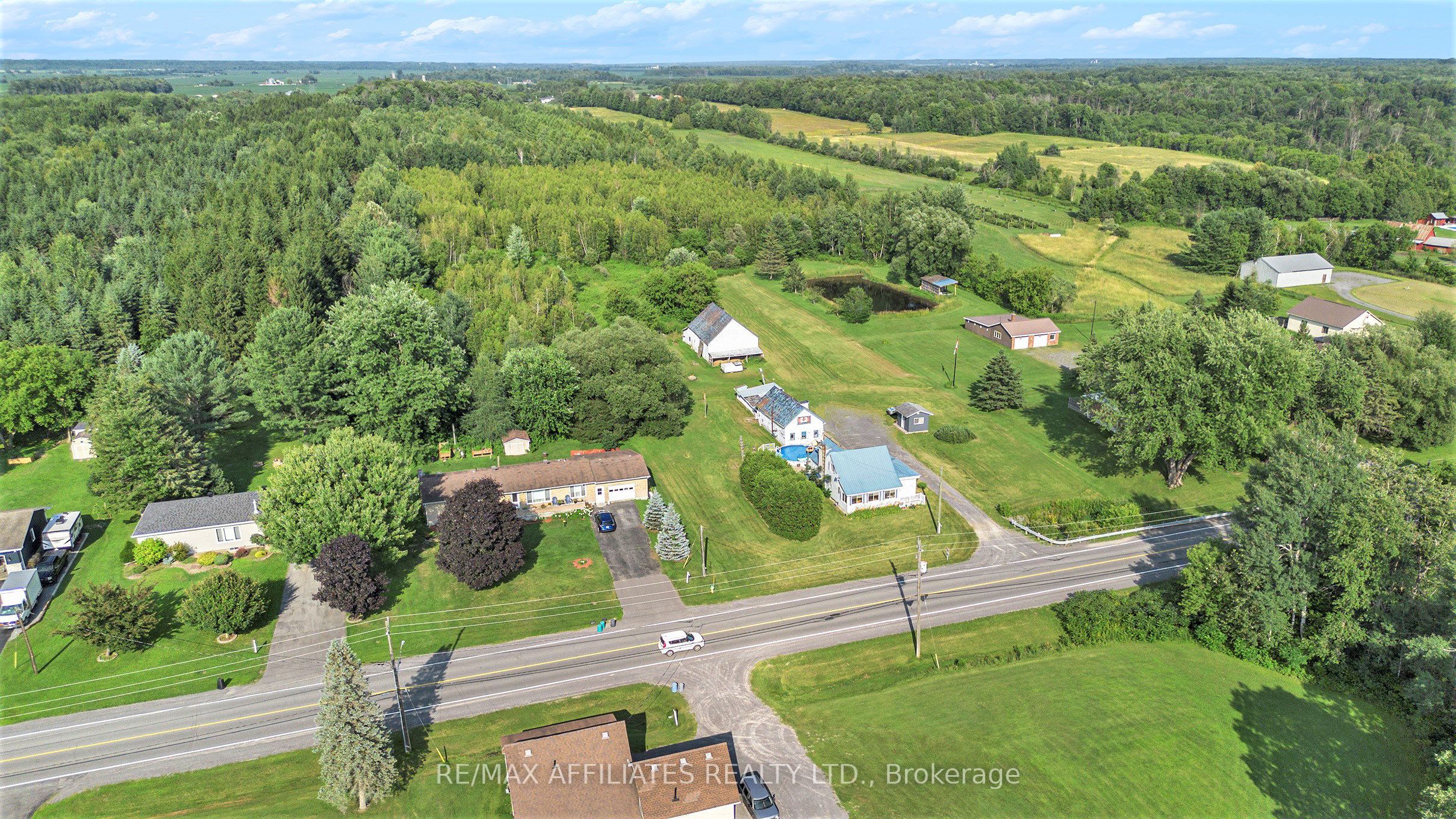 3971 Champlain Street Property Photo 4