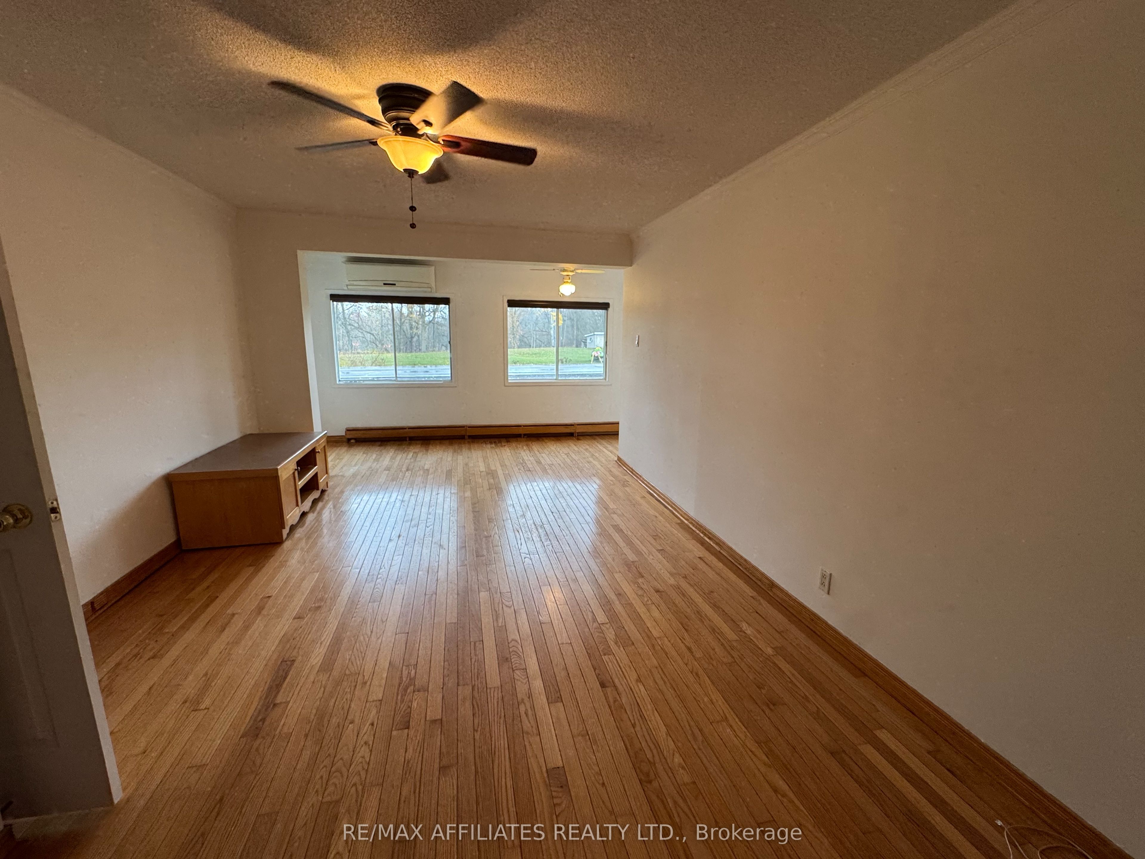 3971 Champlain Street Property Photo 5