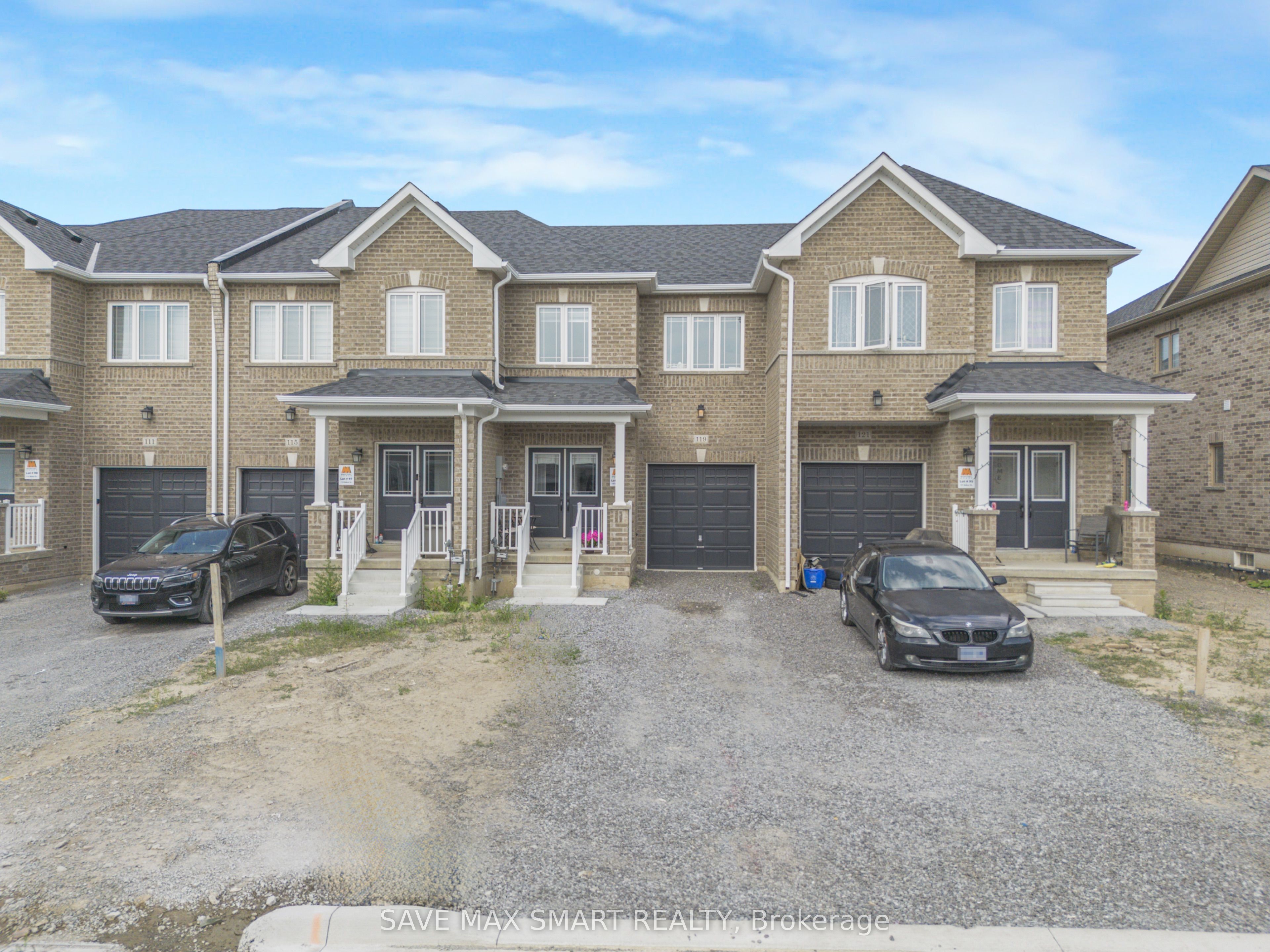 119 Baker St Property Photo 1