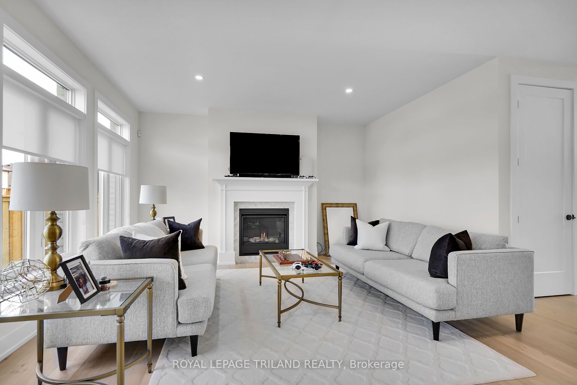 4076 Sugarmaple Crossing Property Photo 6