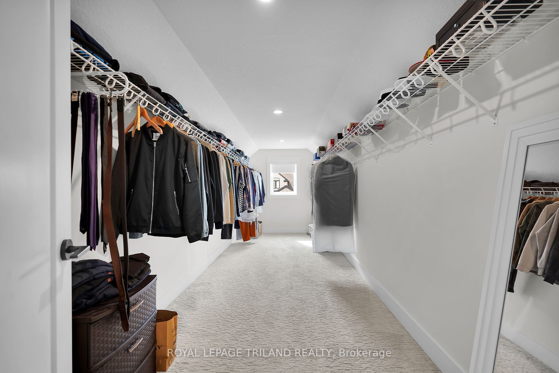 4076 Sugarmaple Crossing Property Photo 32