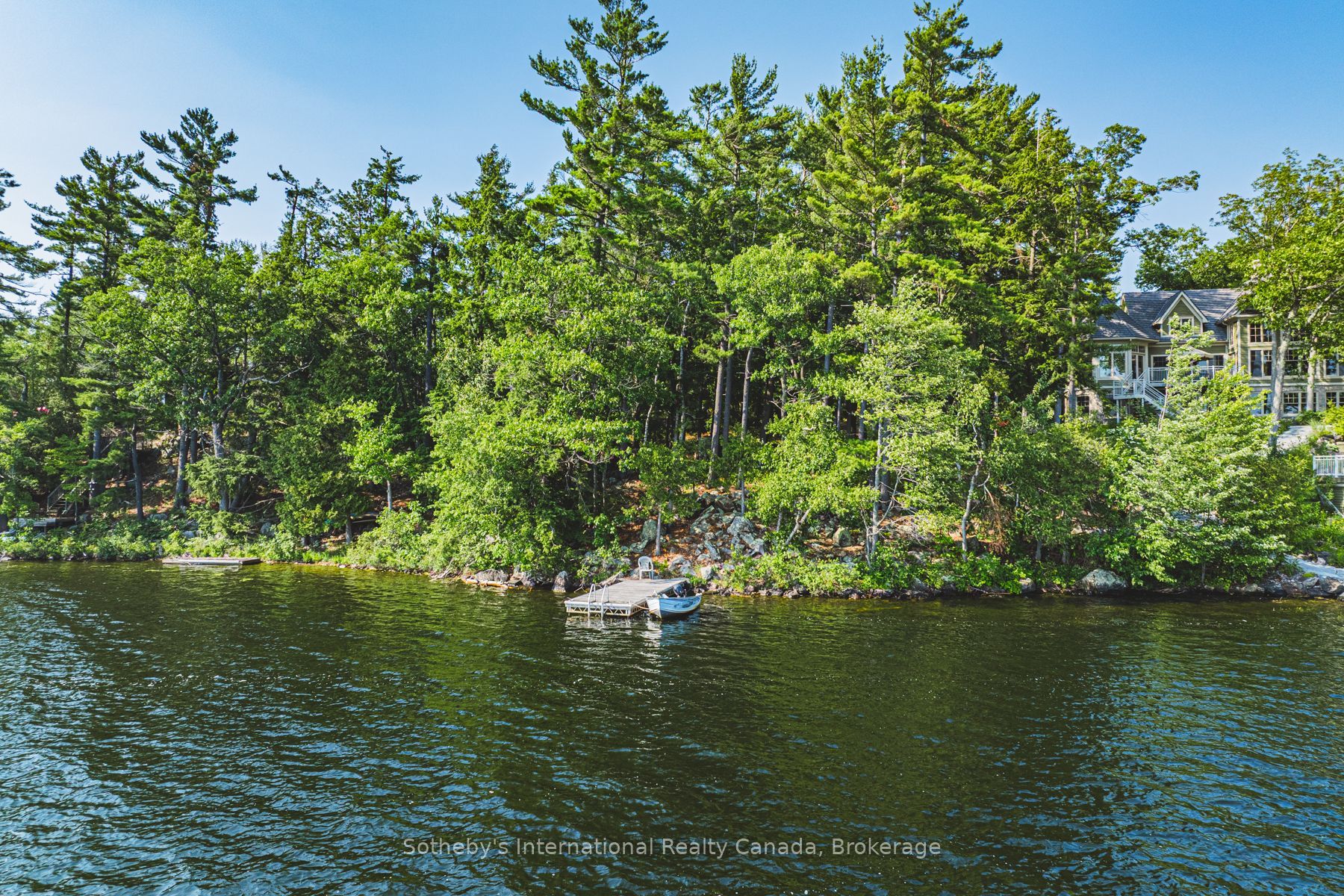 2760 Casement Island Property Photo 1