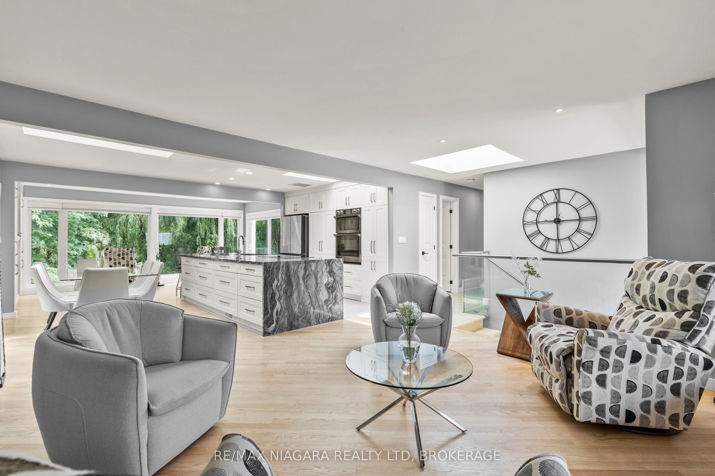 89 William Street Property Photo 10
