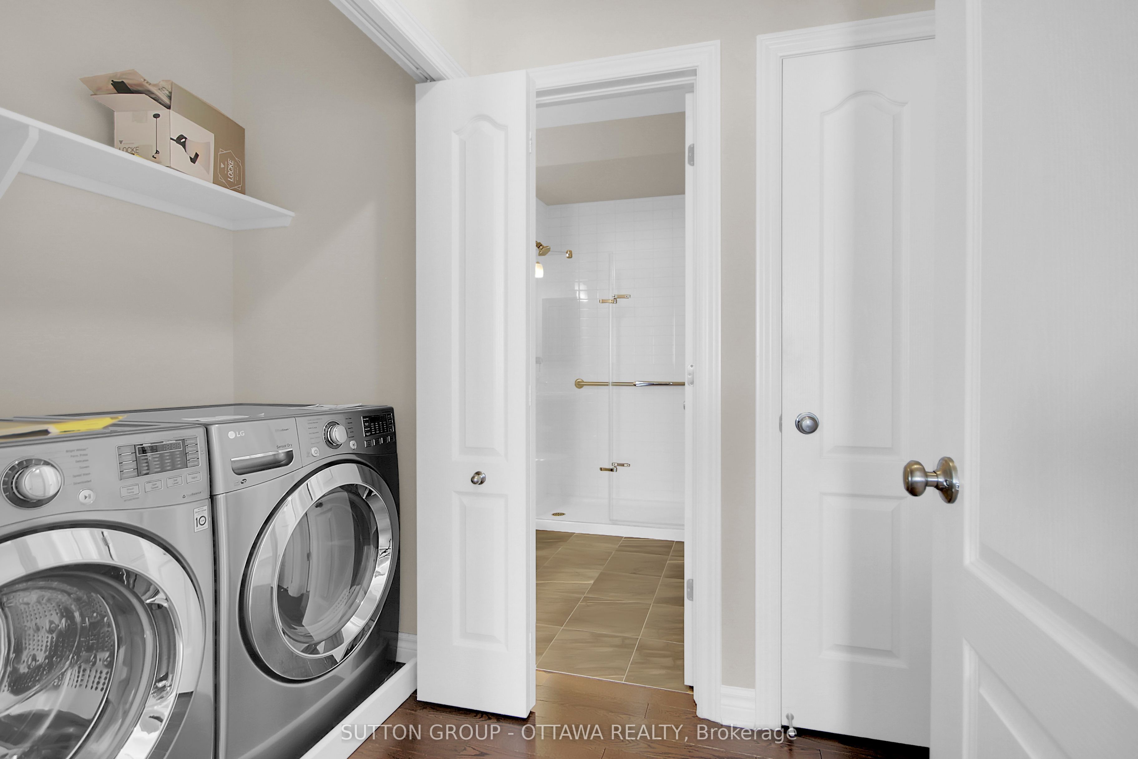 809 Carnelian Crescent Property Photo 31