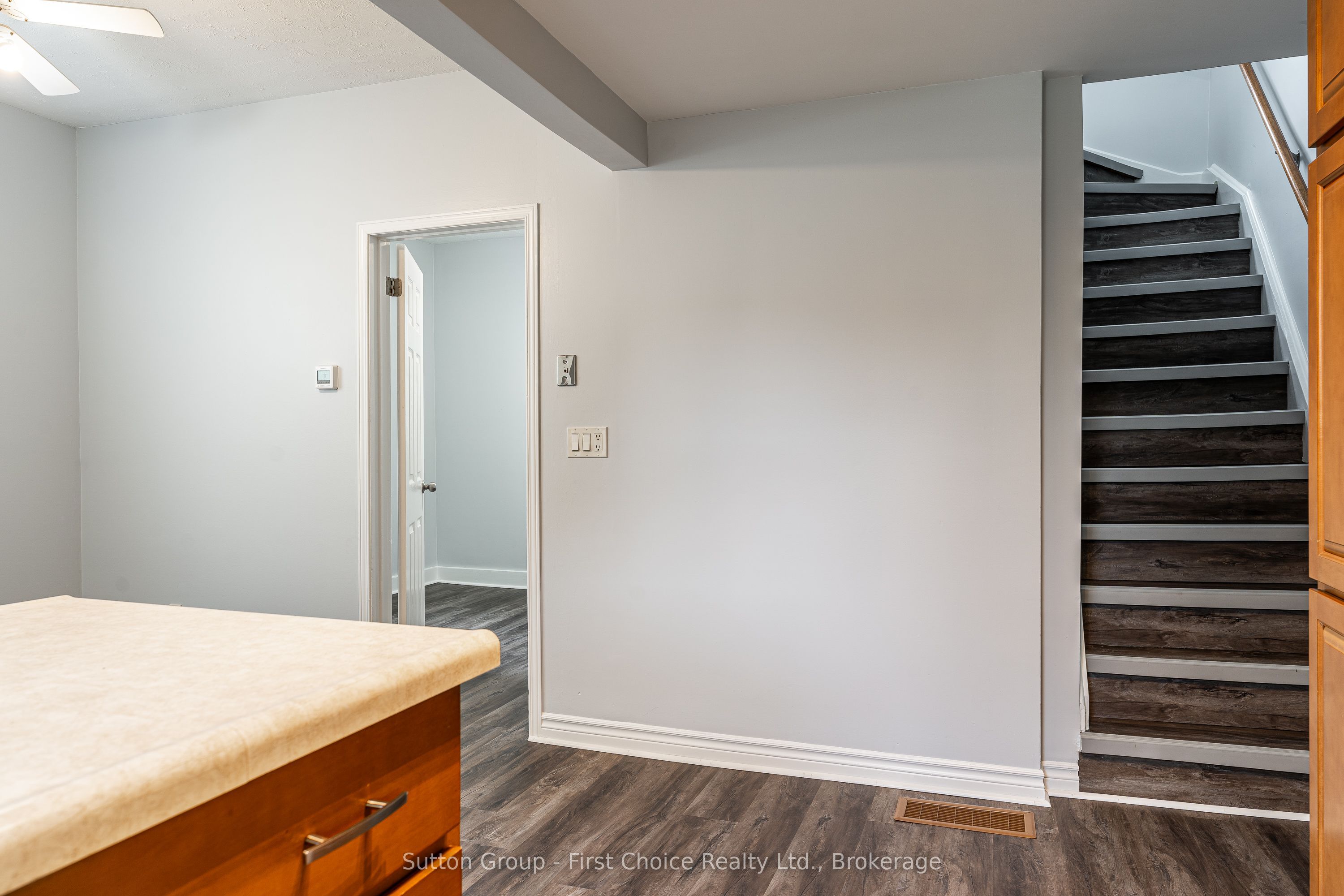 44 Huron Road Property Photo 15