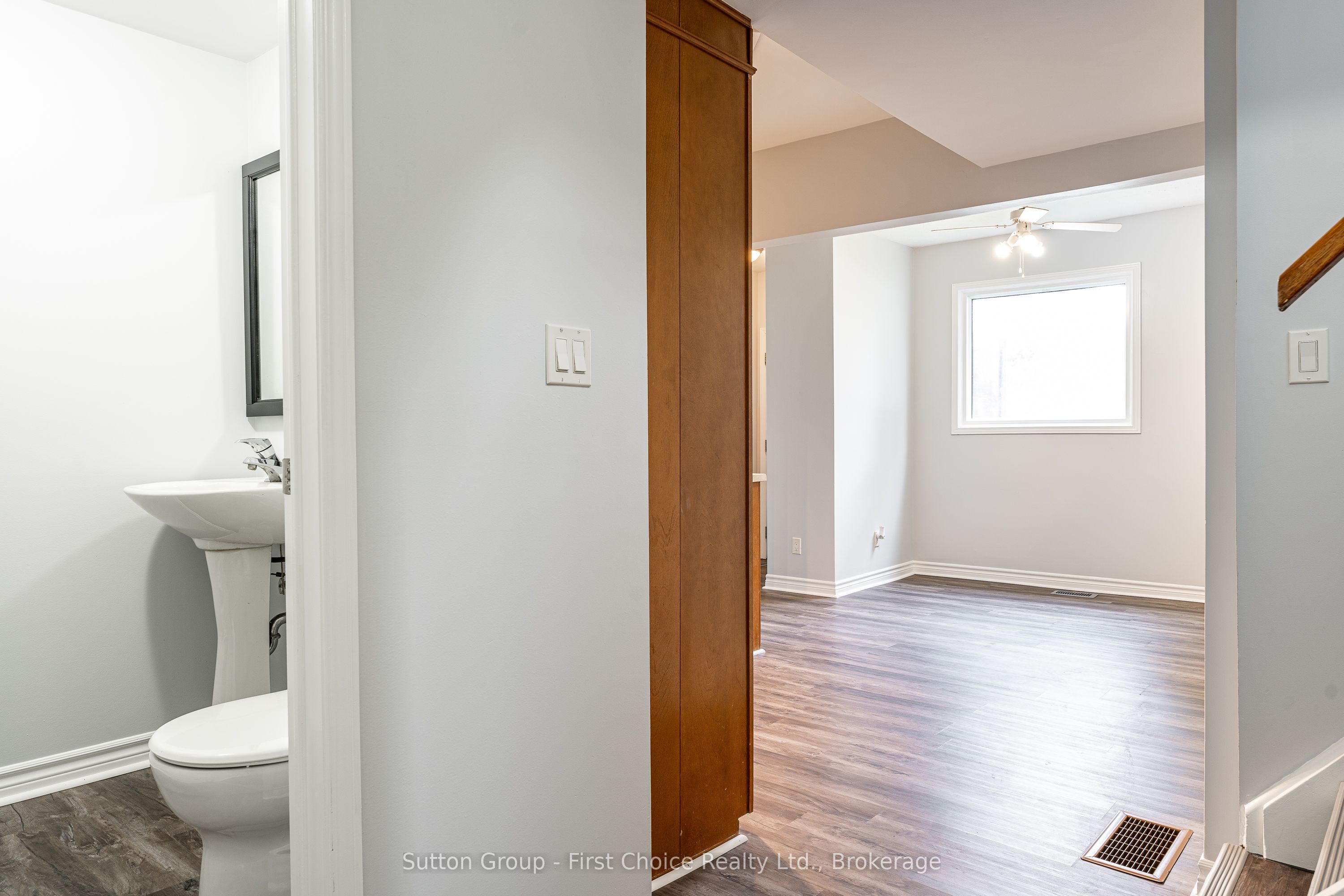 44 Huron Road Property Photo 18