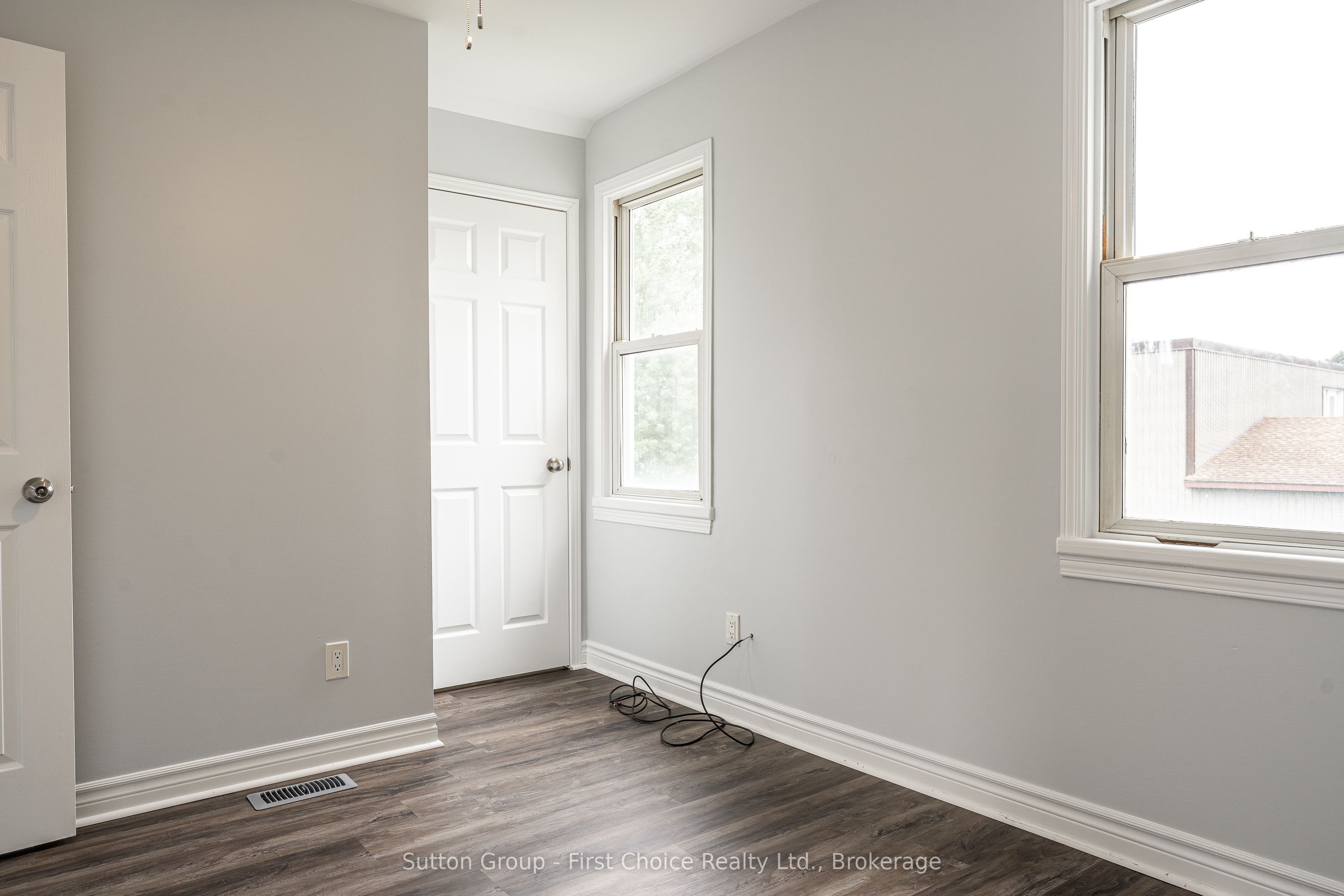 44 Huron Road Property Photo 25