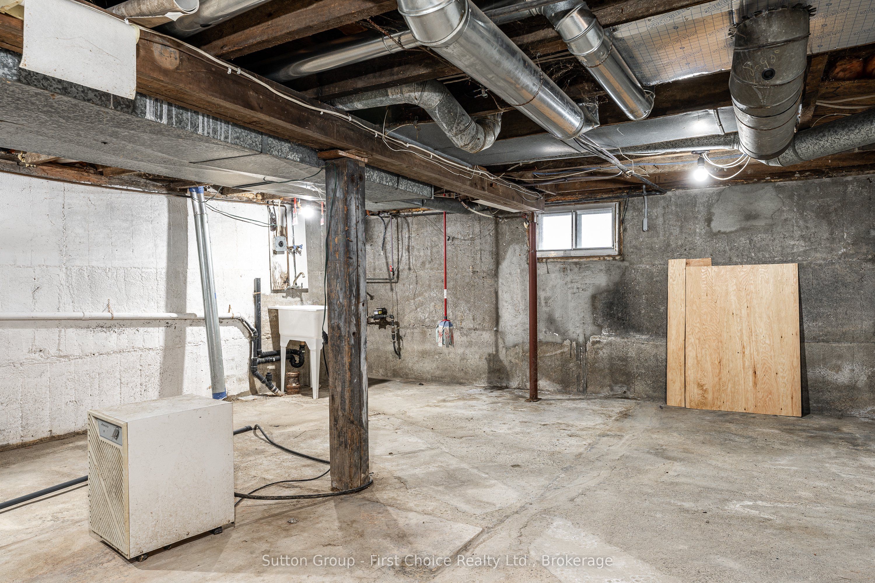 44 Huron Road Property Photo 28