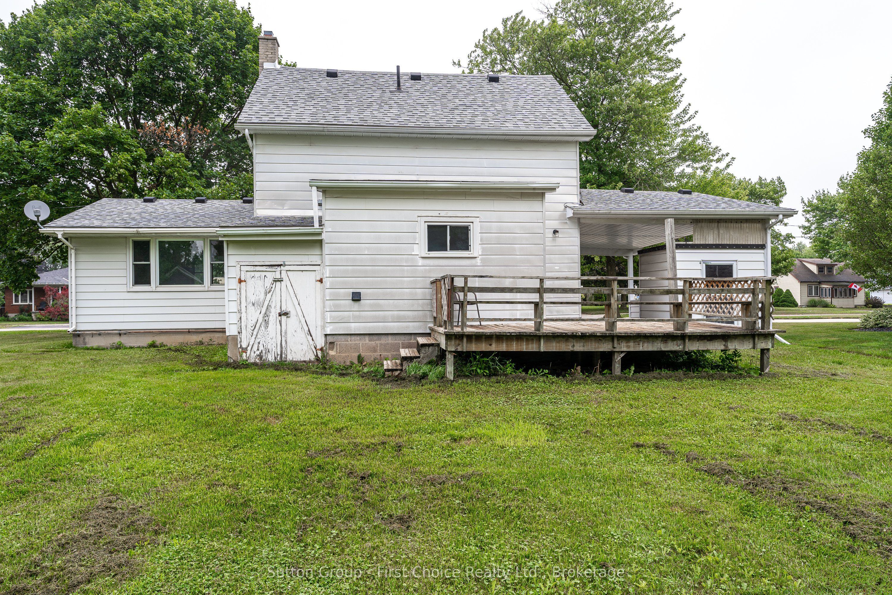 44 Huron Road Property Photo 34