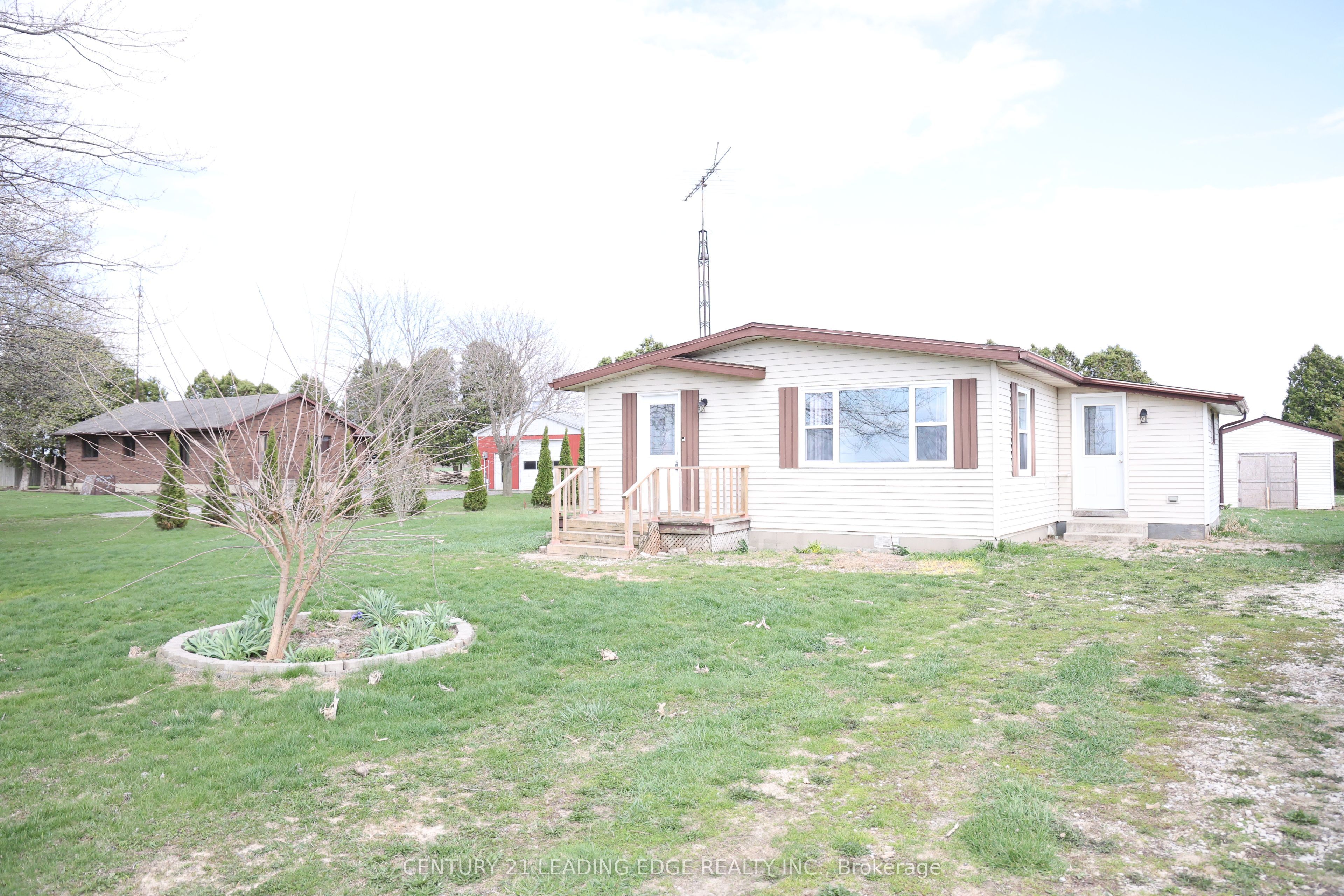 29133 Centre Siderd Property Photo 1