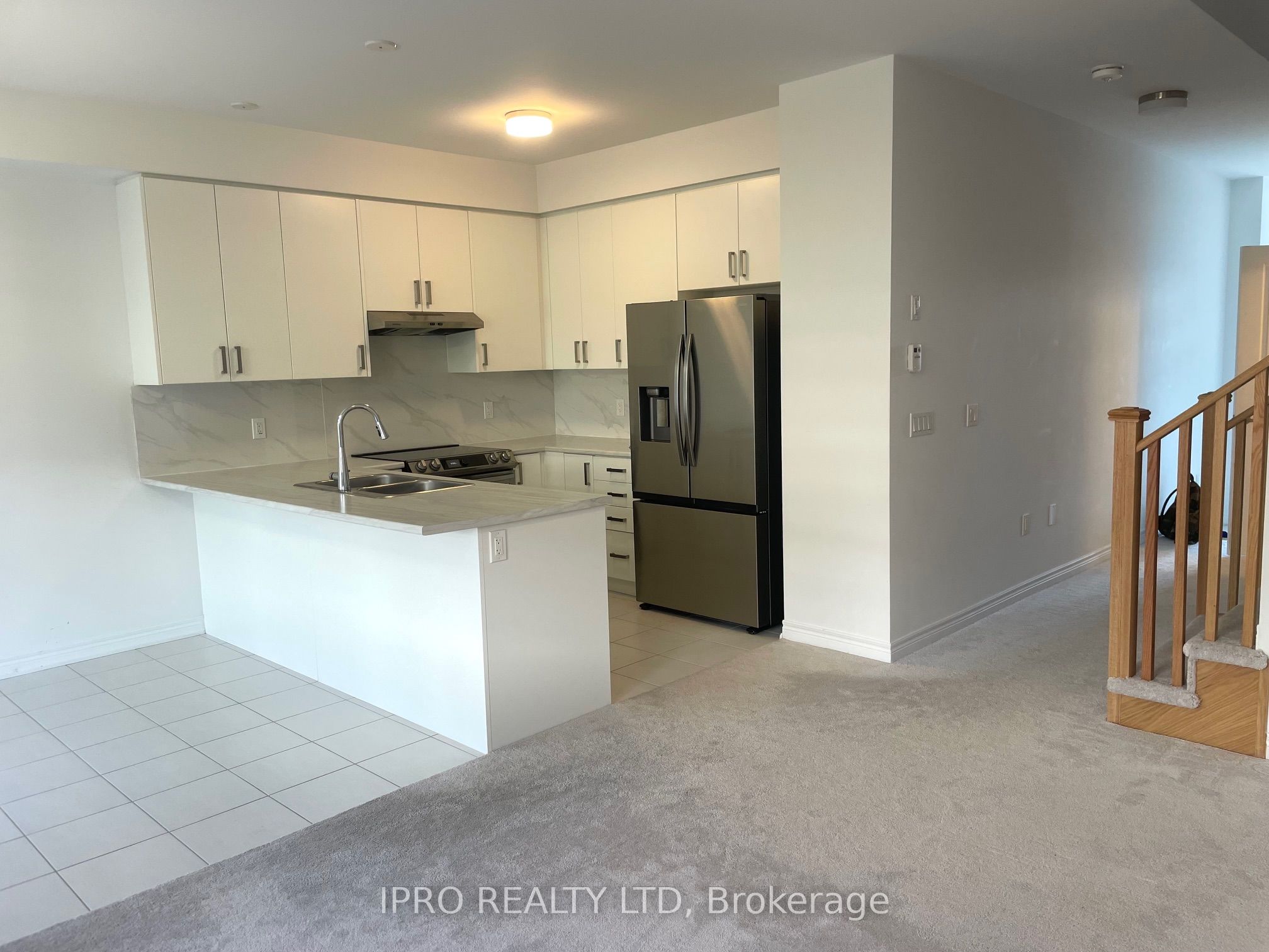 48 Edminston Drive Property Photo 4