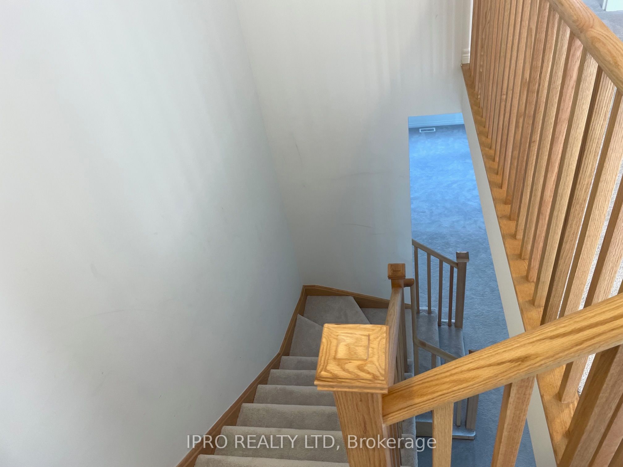 48 Edminston Drive Property Photo 9