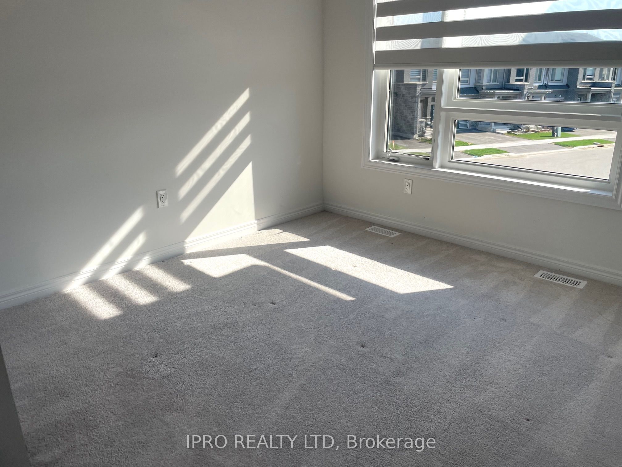 48 Edminston Drive Property Photo 13