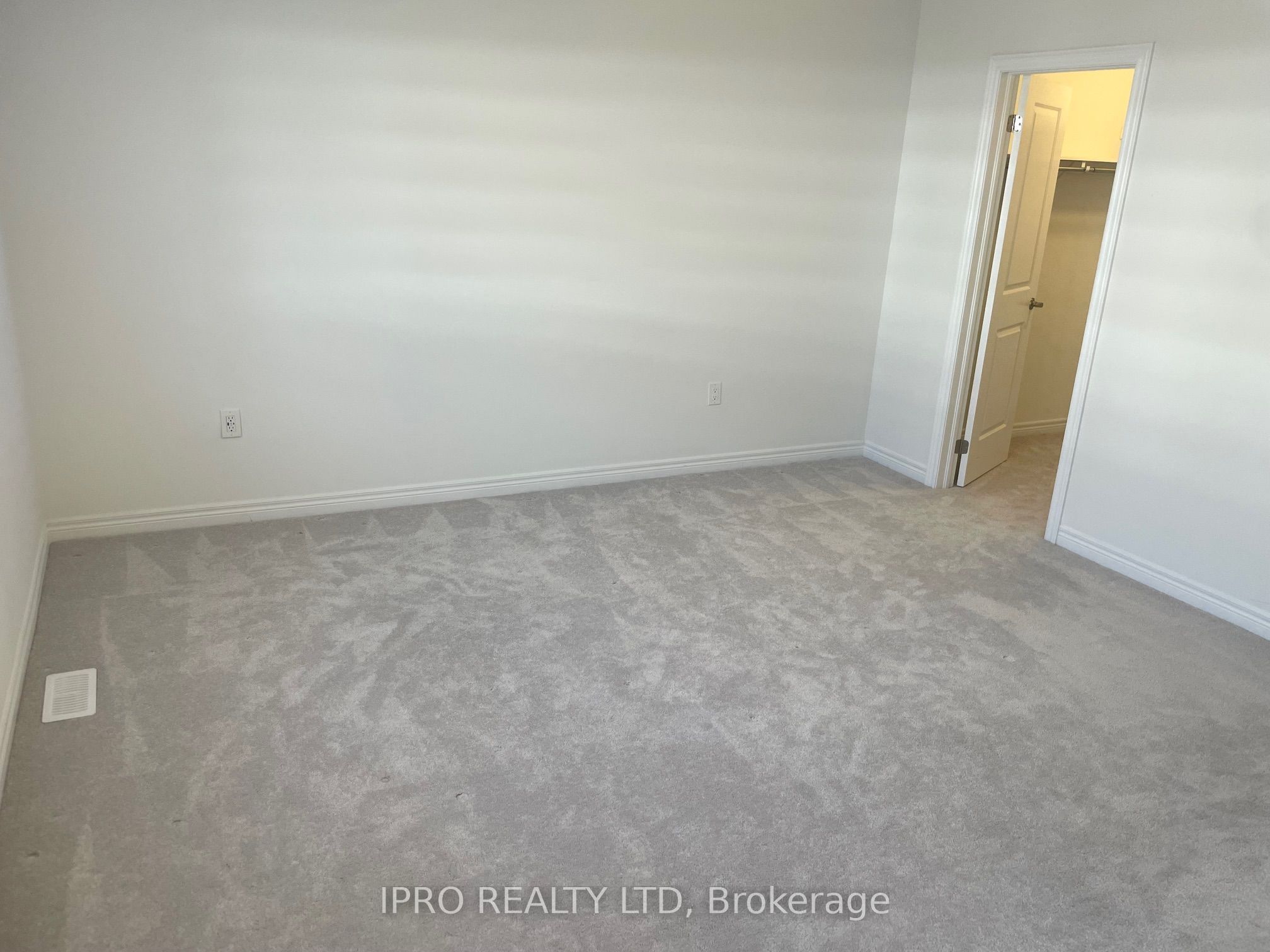 48 Edminston Drive Property Photo 14