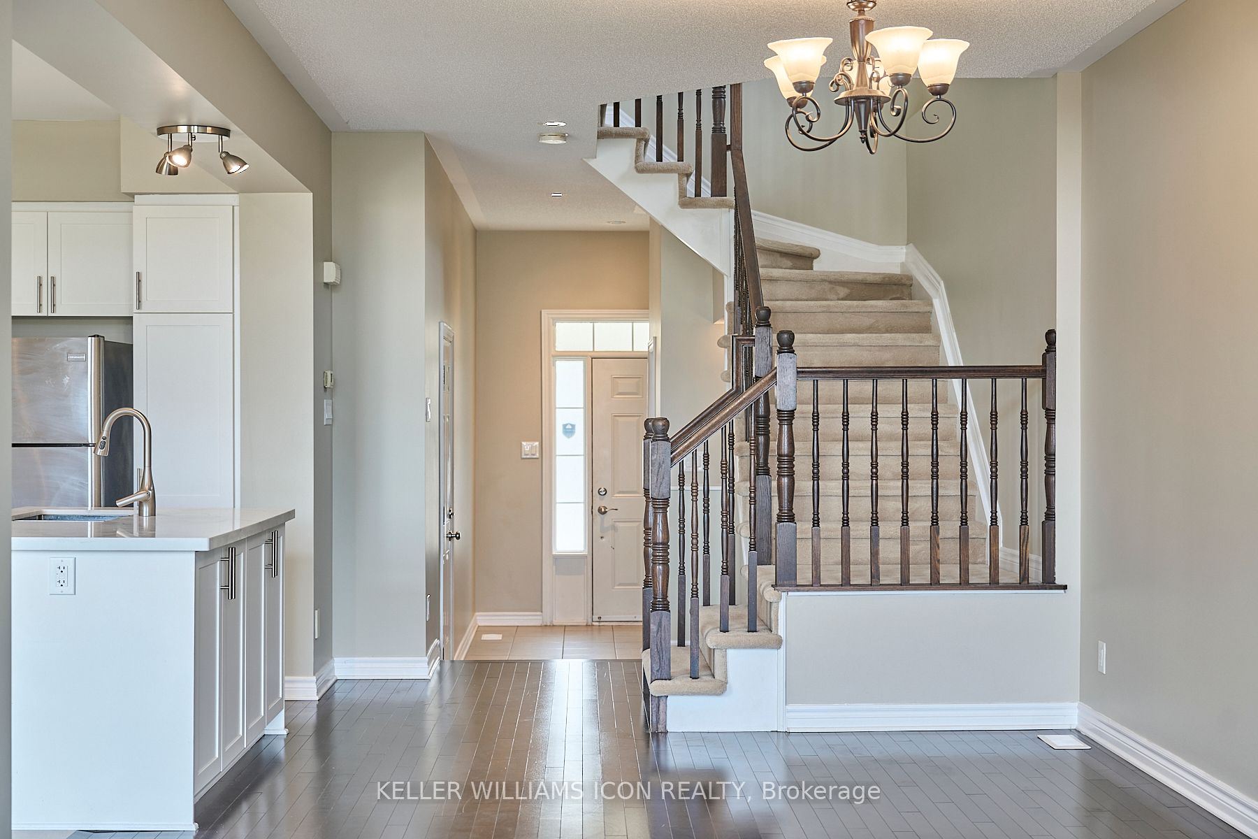 571 Remnor Avenue Property Photo 8