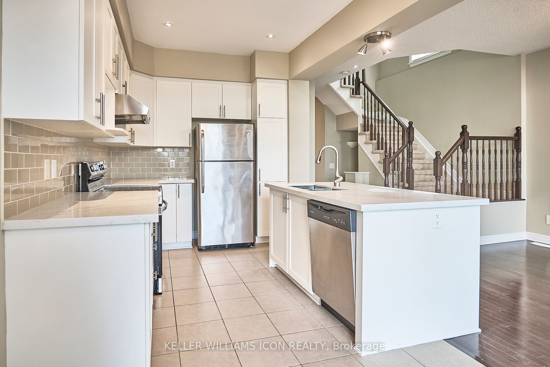 571 Remnor Avenue Property Photo 14