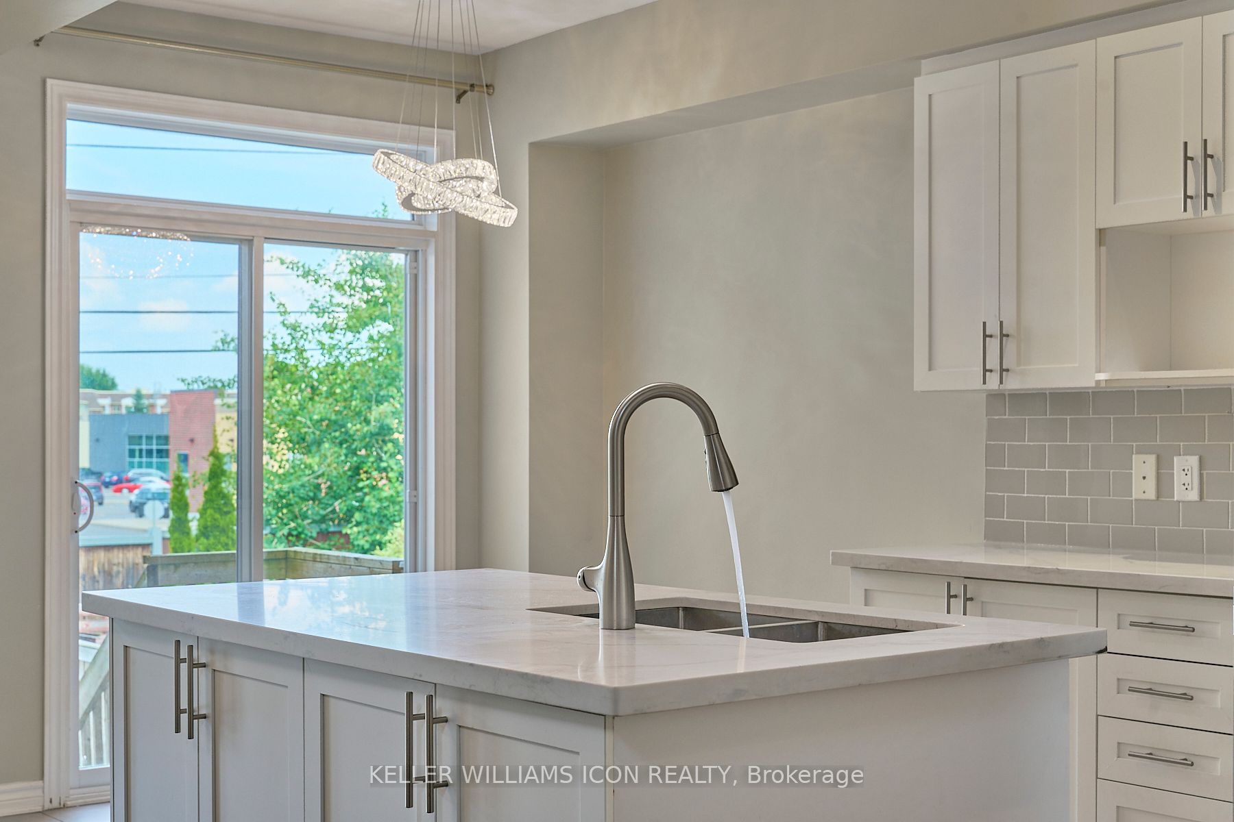 571 Remnor Avenue Property Photo 15