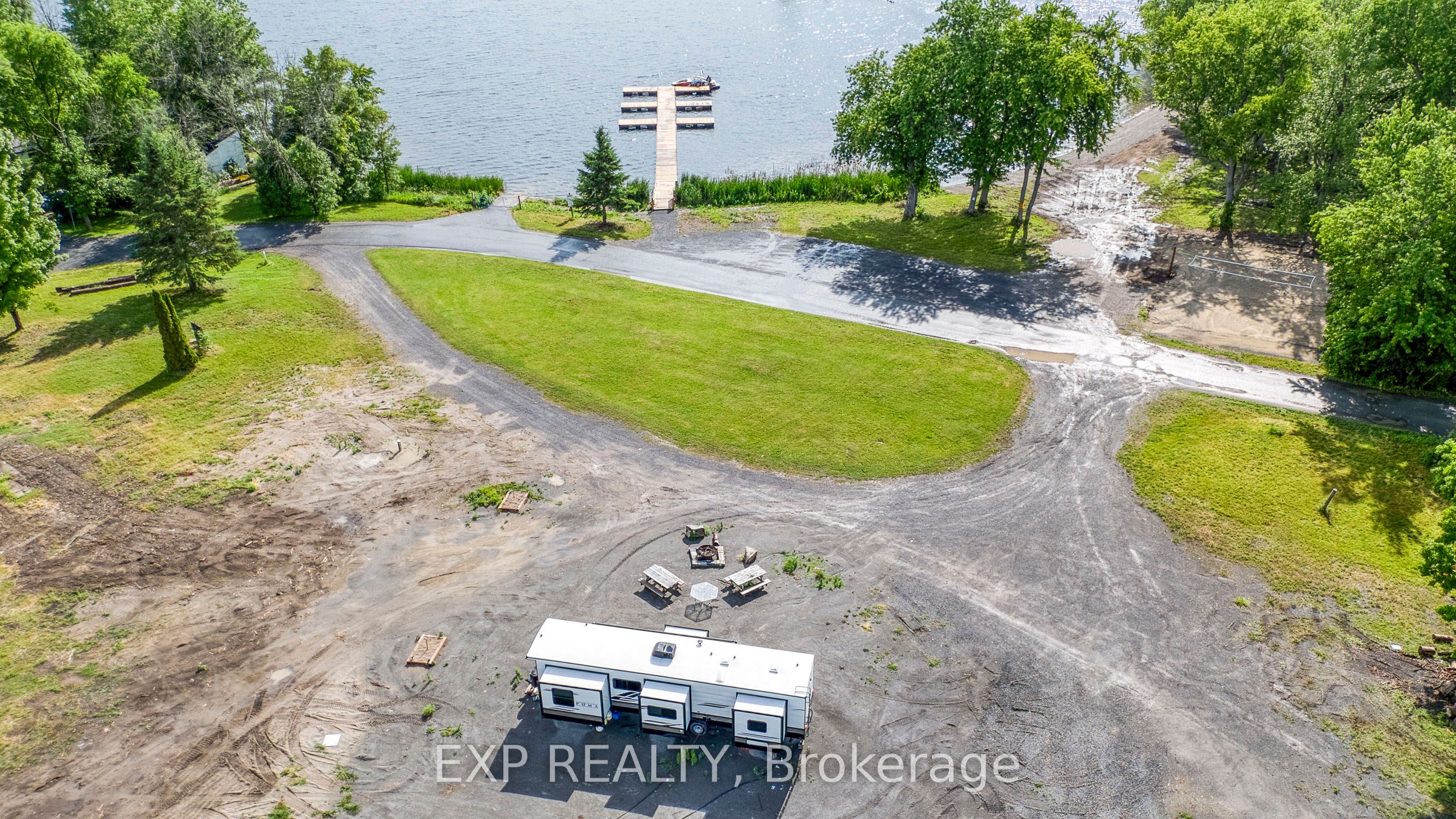 100 Cedar Ave Property Photo 5