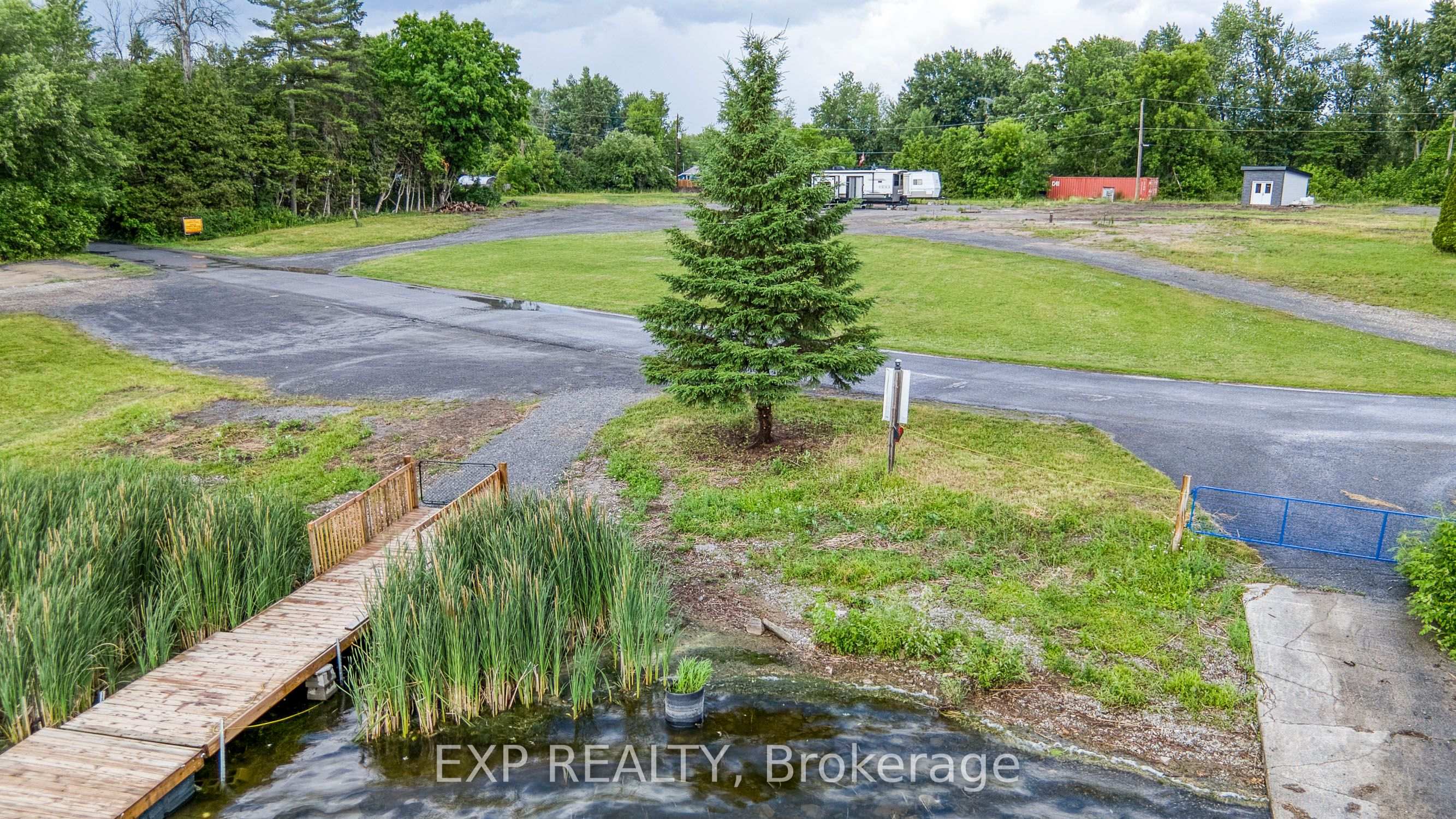 100 Cedar Ave Property Photo 10