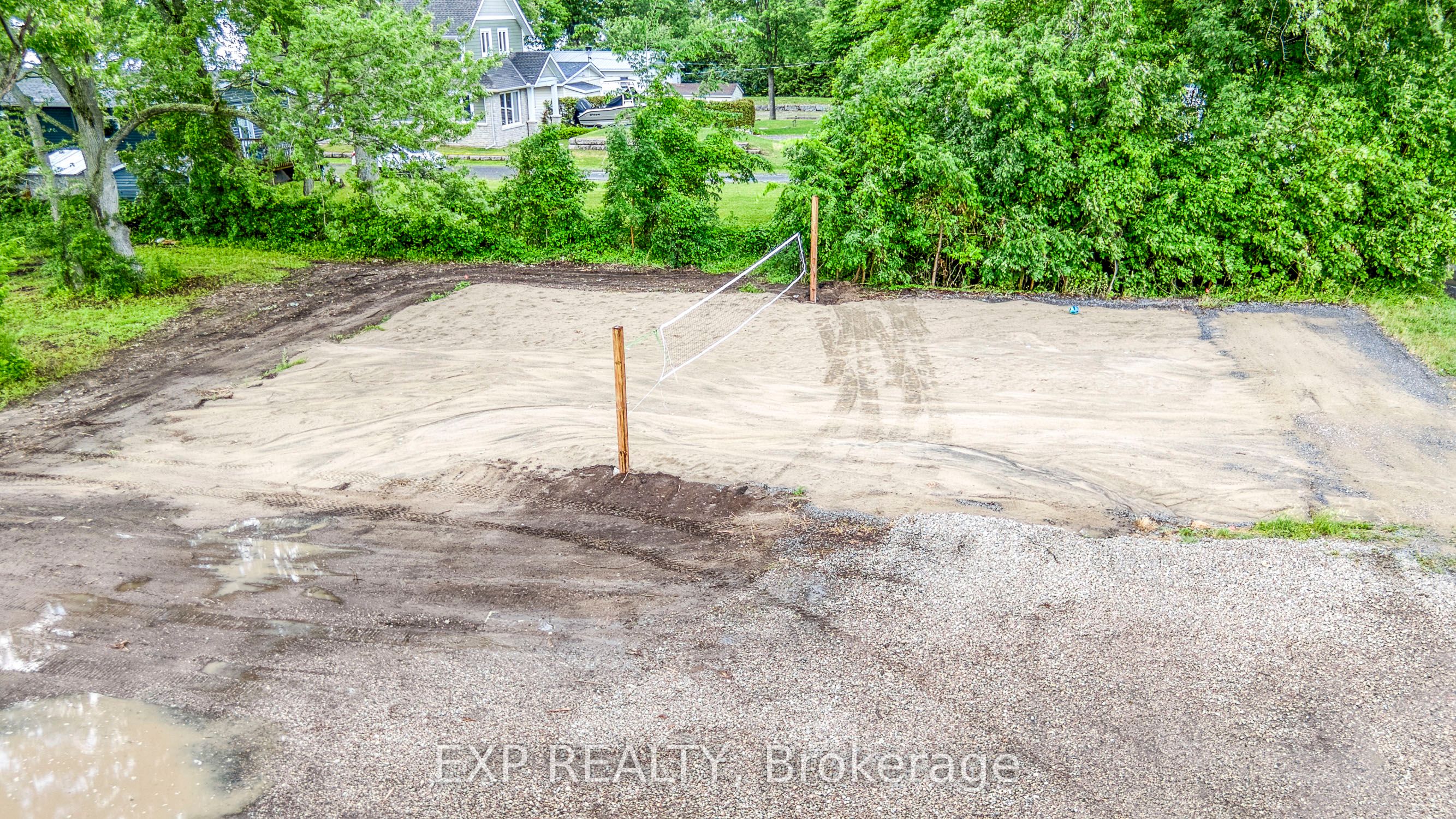 100 Cedar Ave Property Photo 12