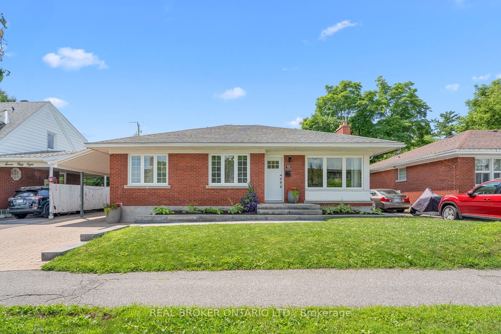 752 Smyth Road