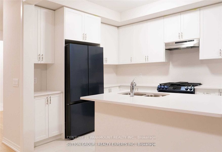 32 Crossmore Crescent Property Photo 9