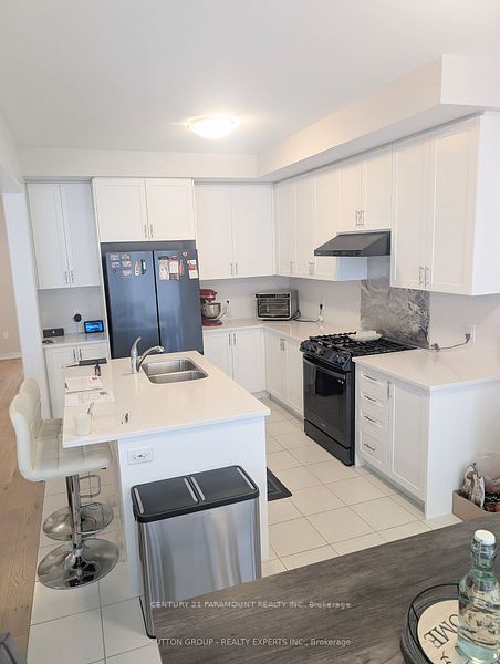 32 Crossmore Crescent Property Photo 10