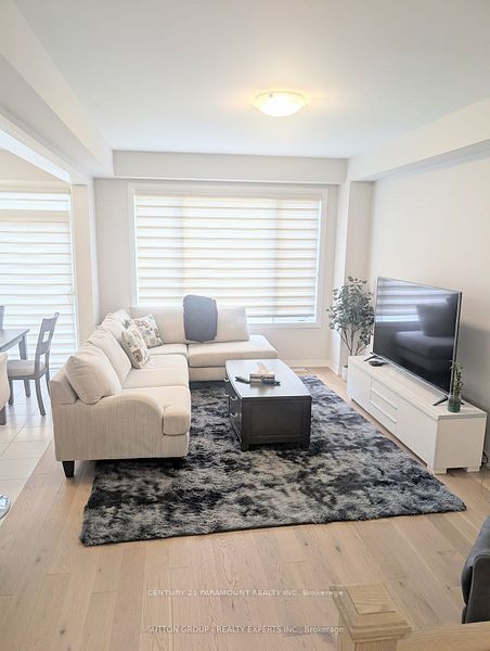 32 Crossmore Crescent Property Photo 11