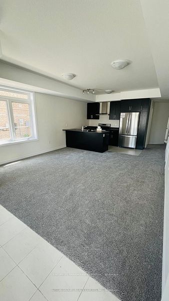 24 Lomond Lane Property Photo 6