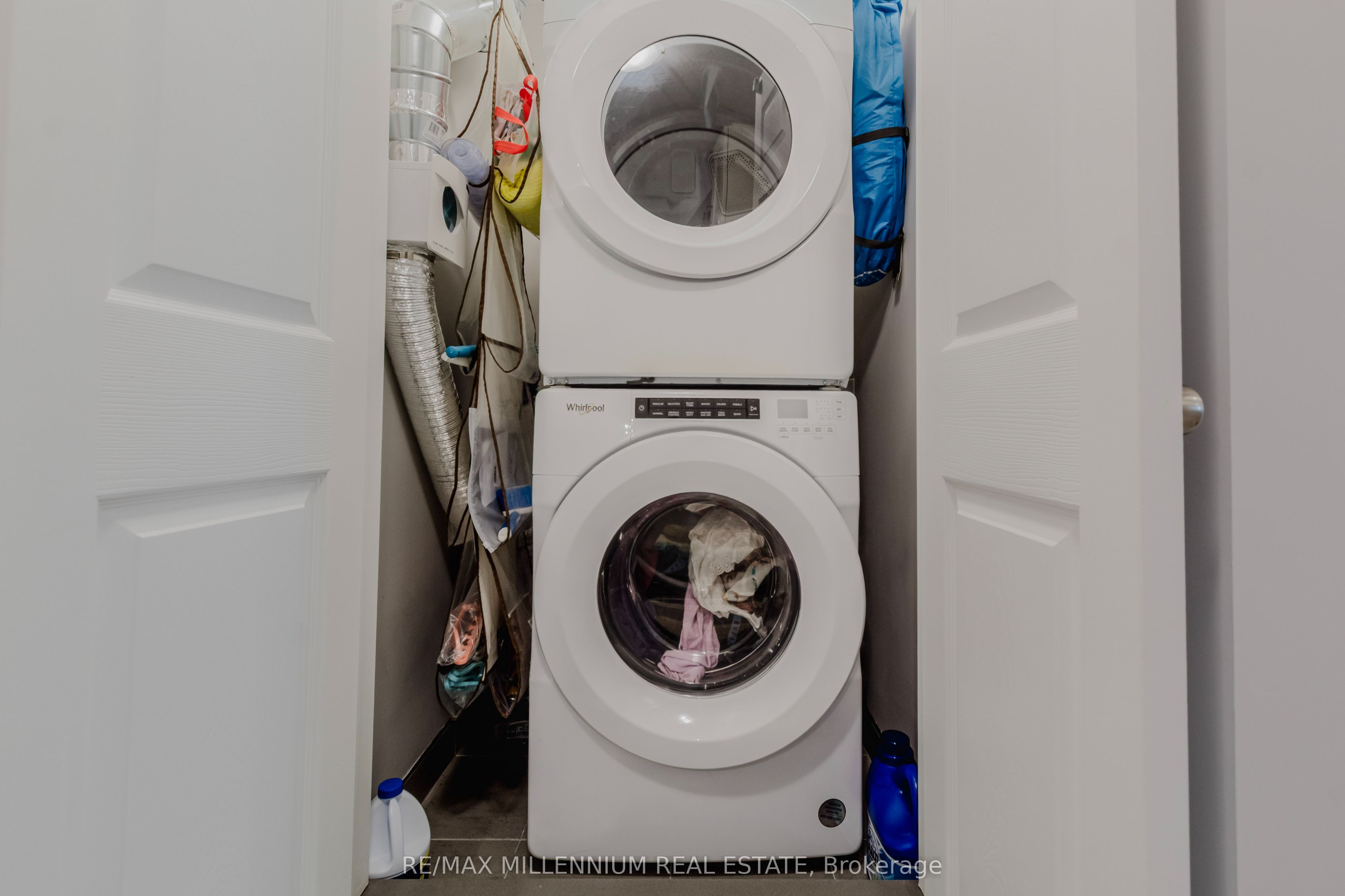 98 Lomond Lane N Property Photo 19